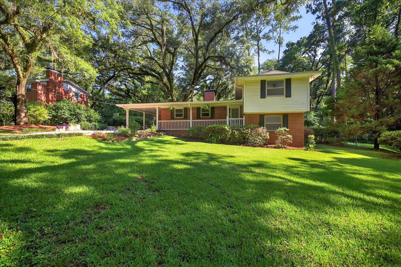 1714 Sunset Lane