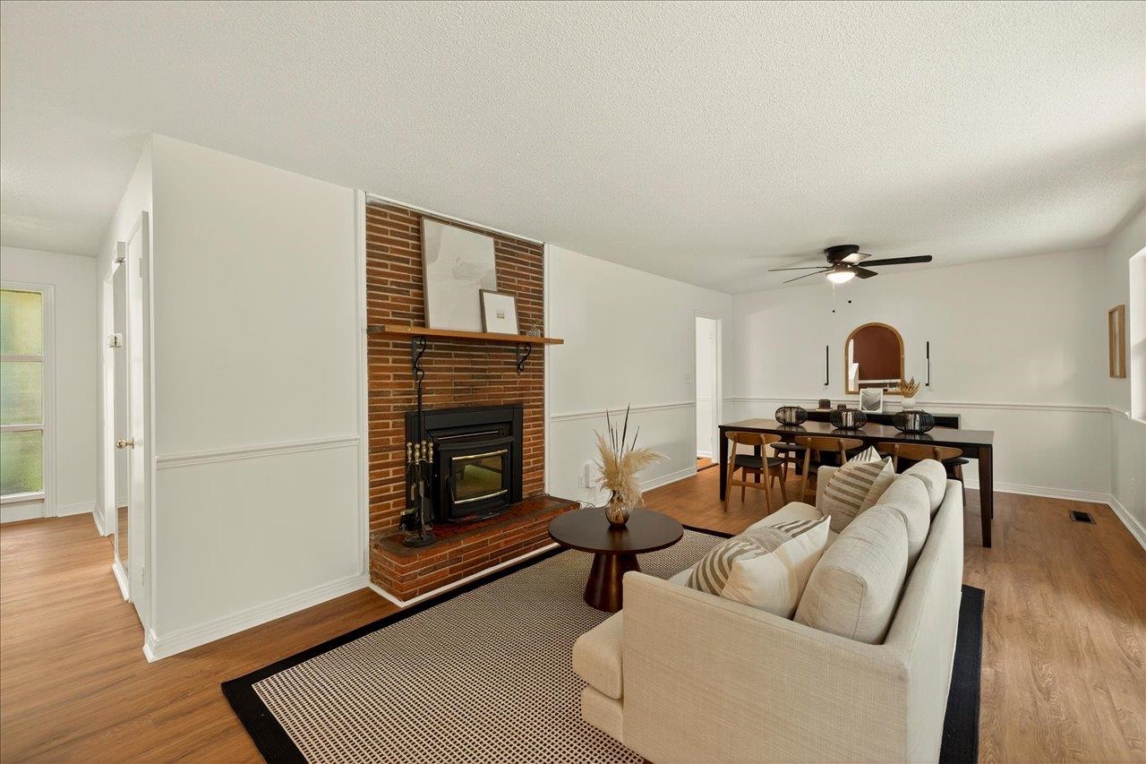 1714 Sunset Lane