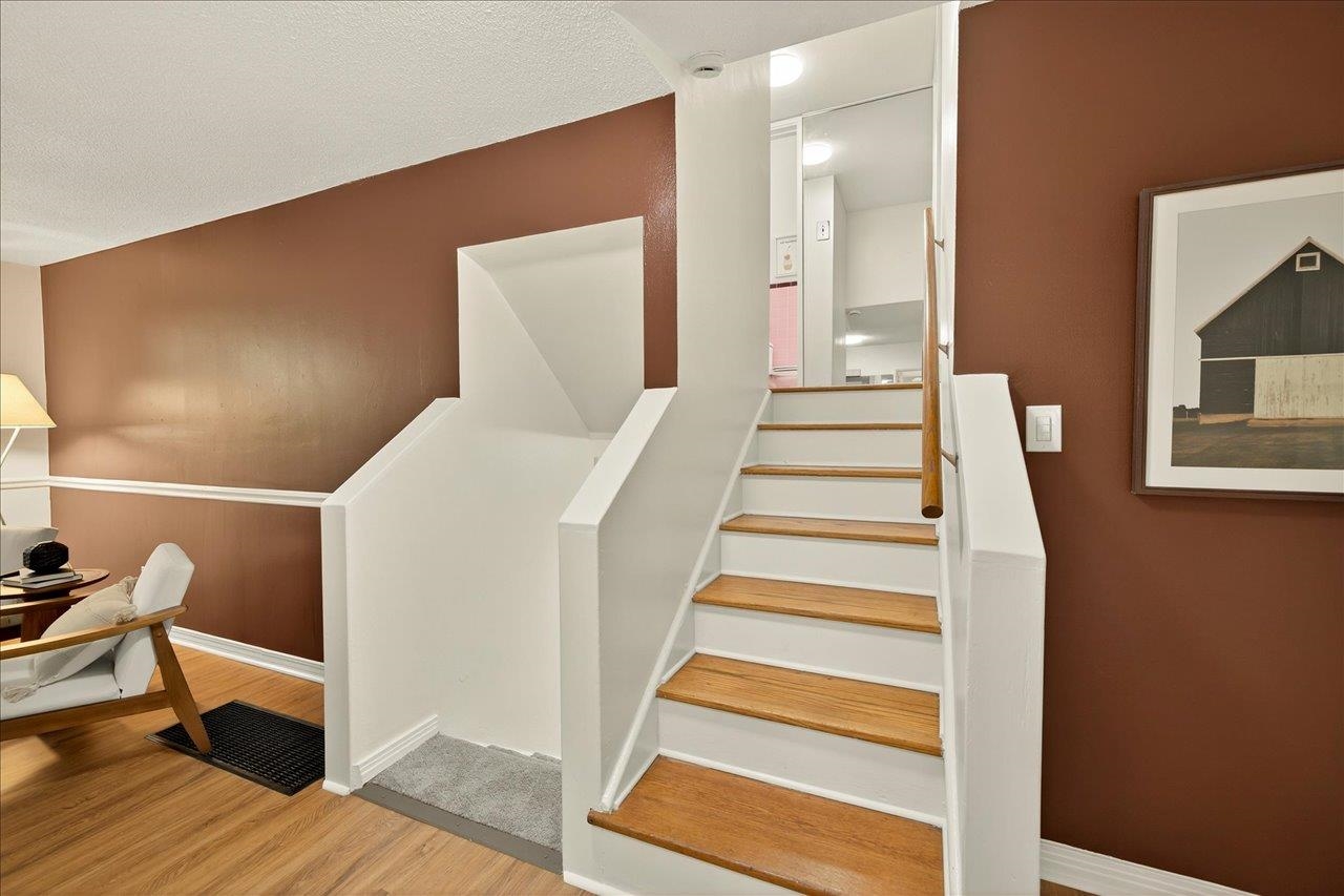 1714 Sunset Lane