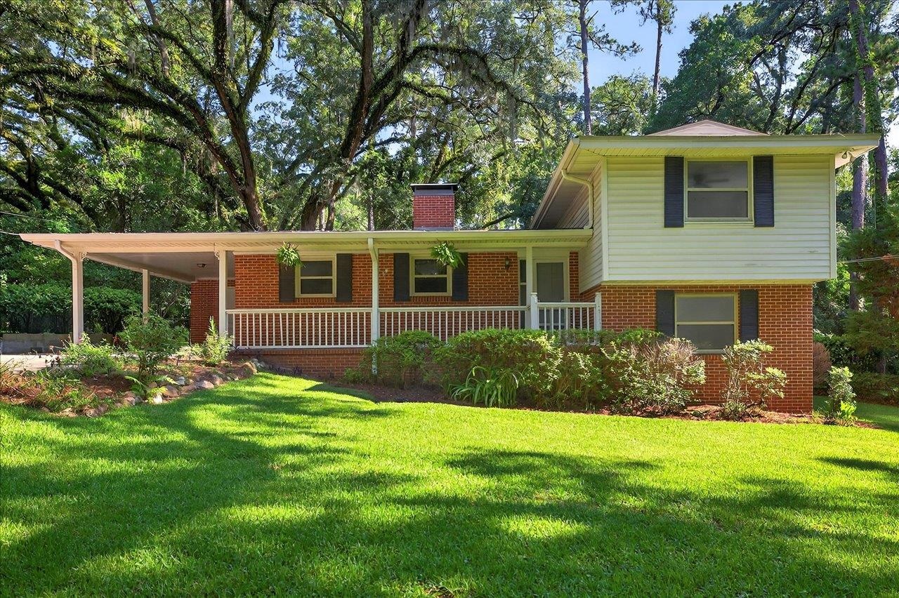1714 Sunset Lane