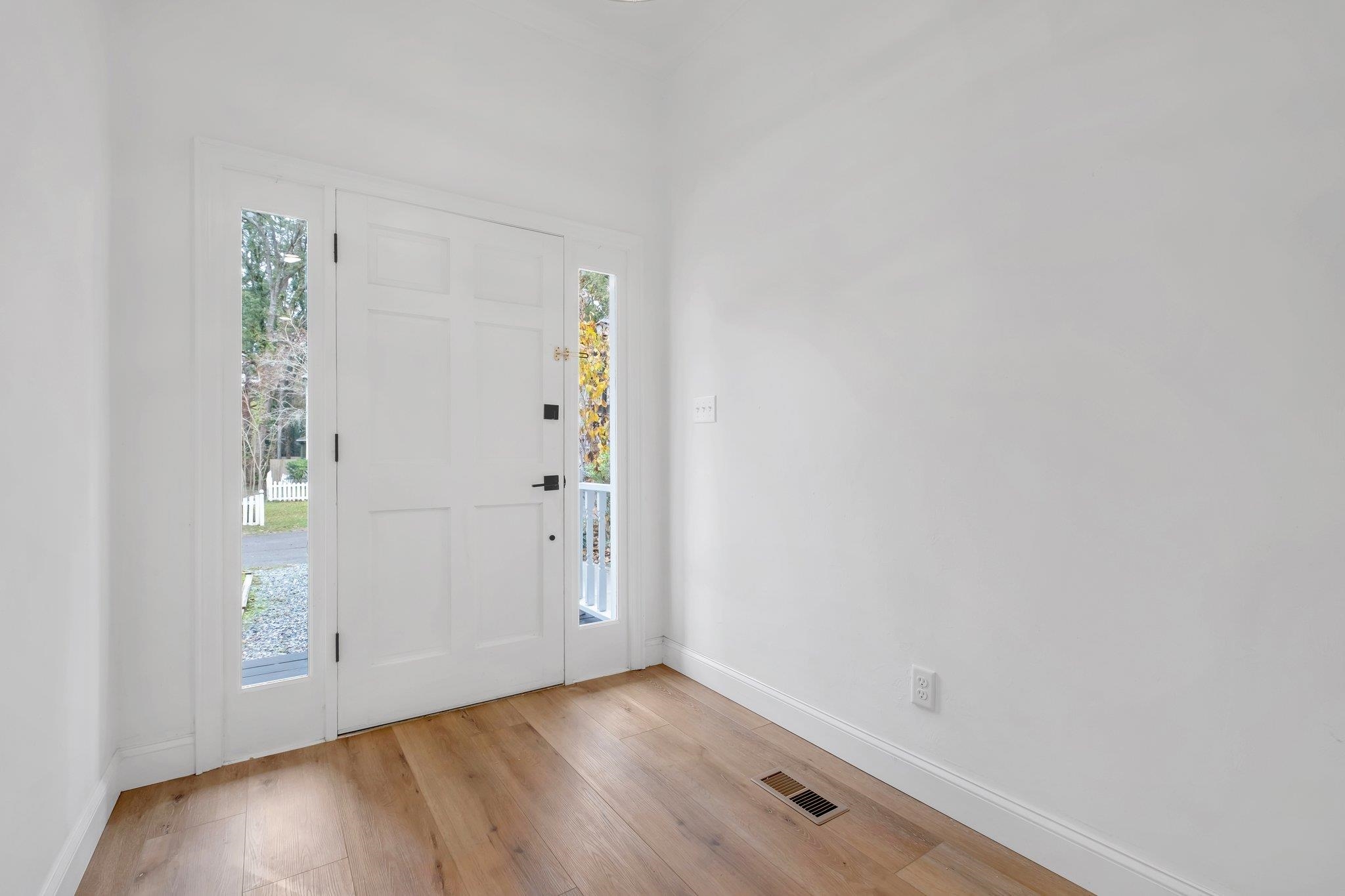 2704 Nantucket Lane