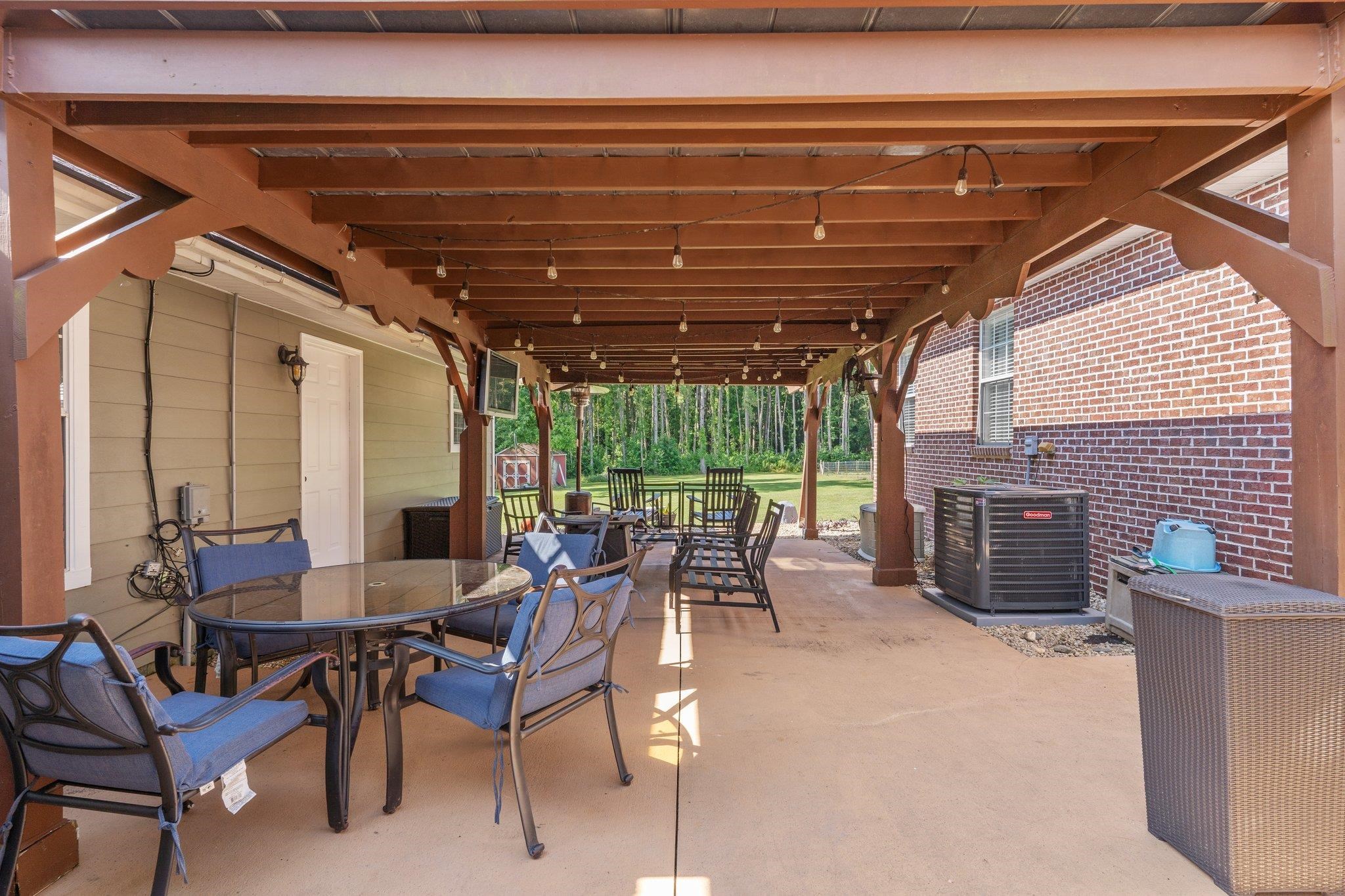 974 Hiawatha Farms Road