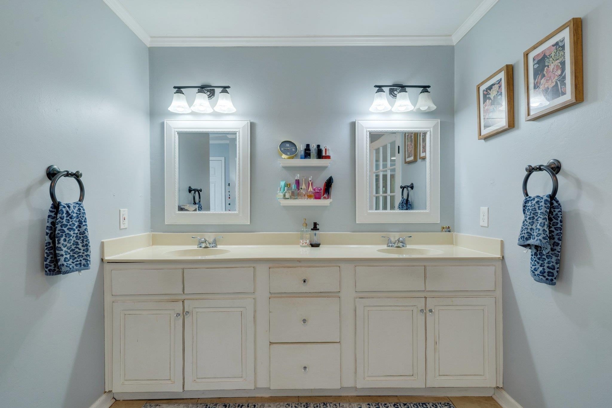 974 Hiawatha Farms Road