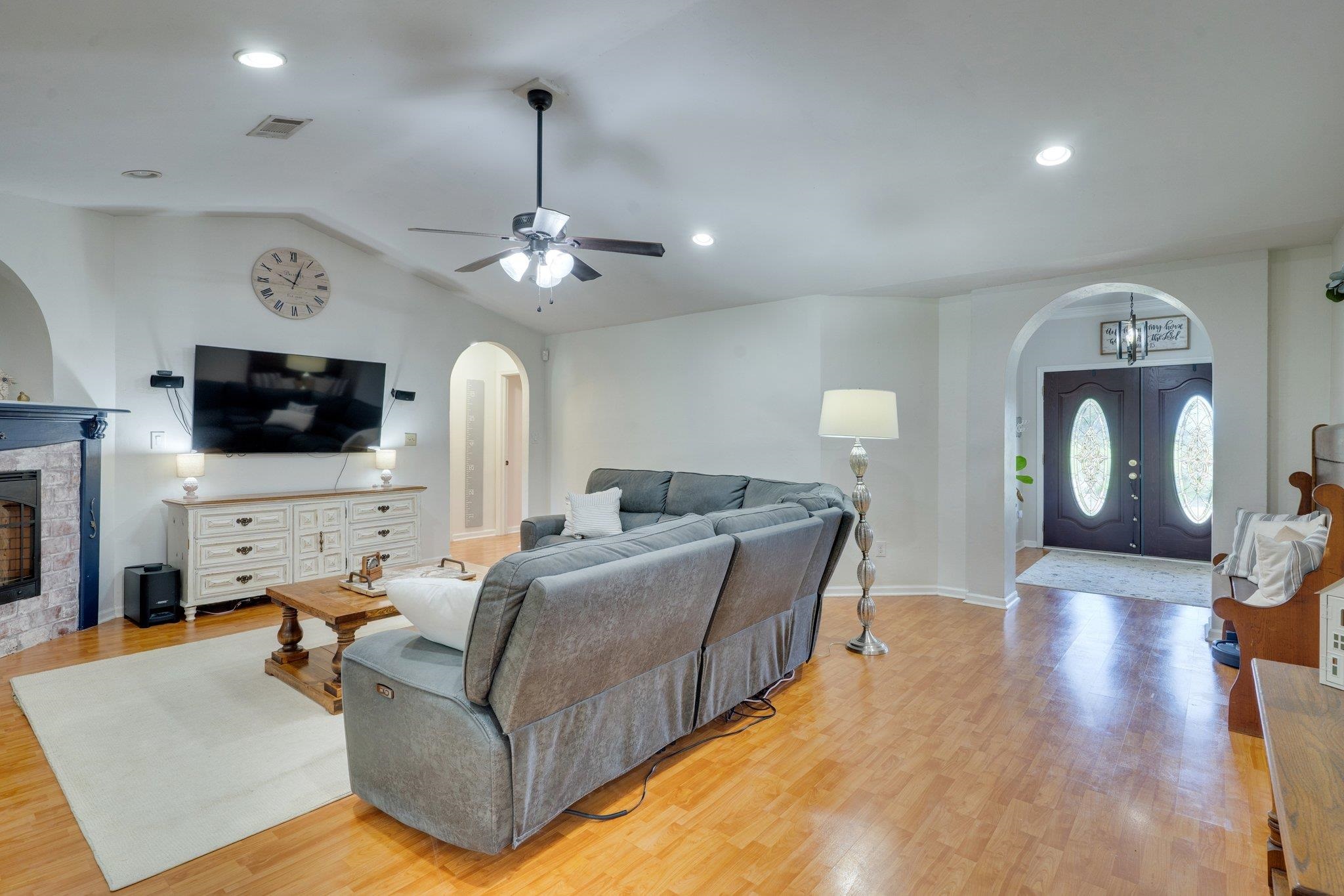 974 Hiawatha Farms Road