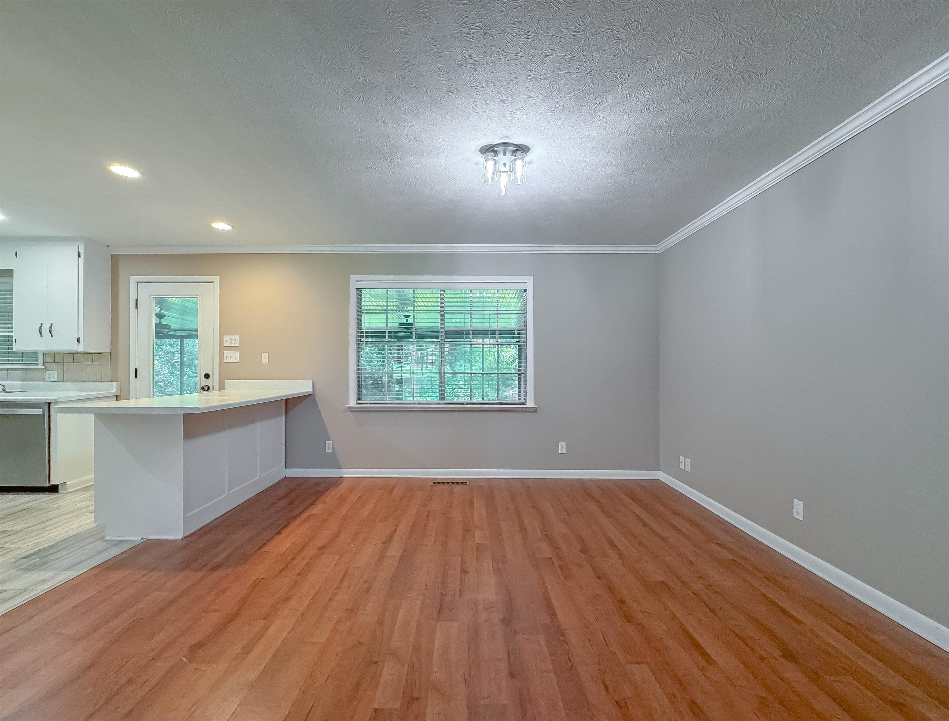 1917 Doomar Drive