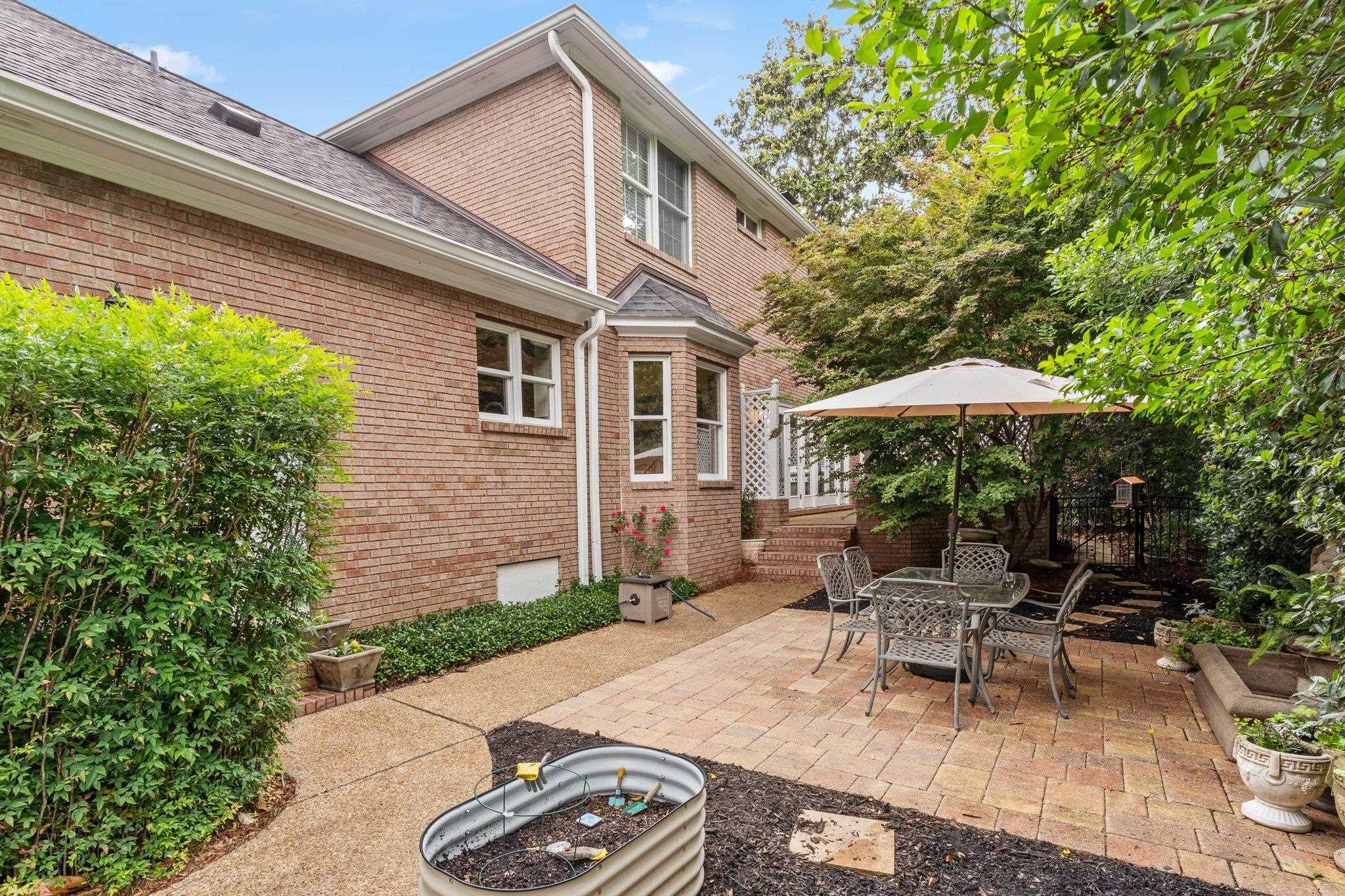 1371 Millstream Road