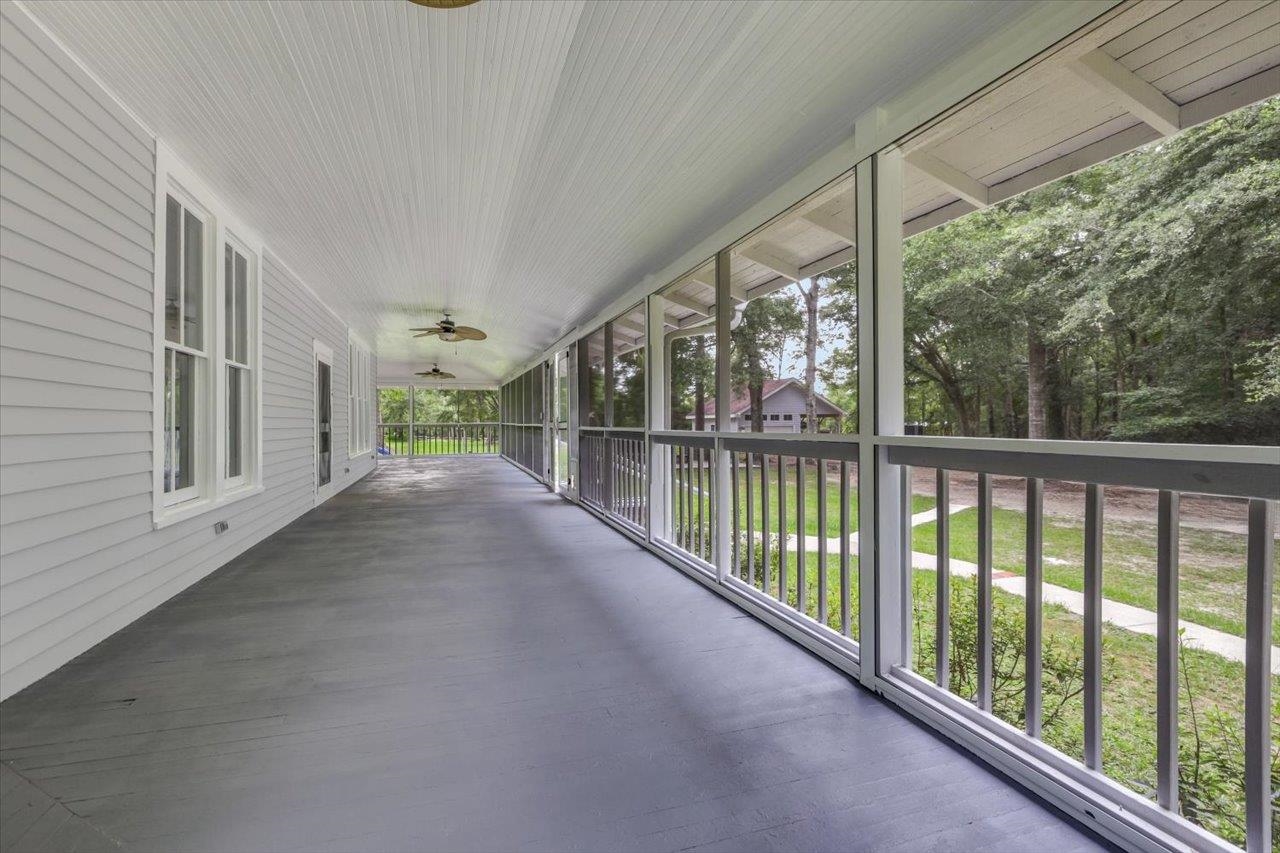 79 Lakeside Road