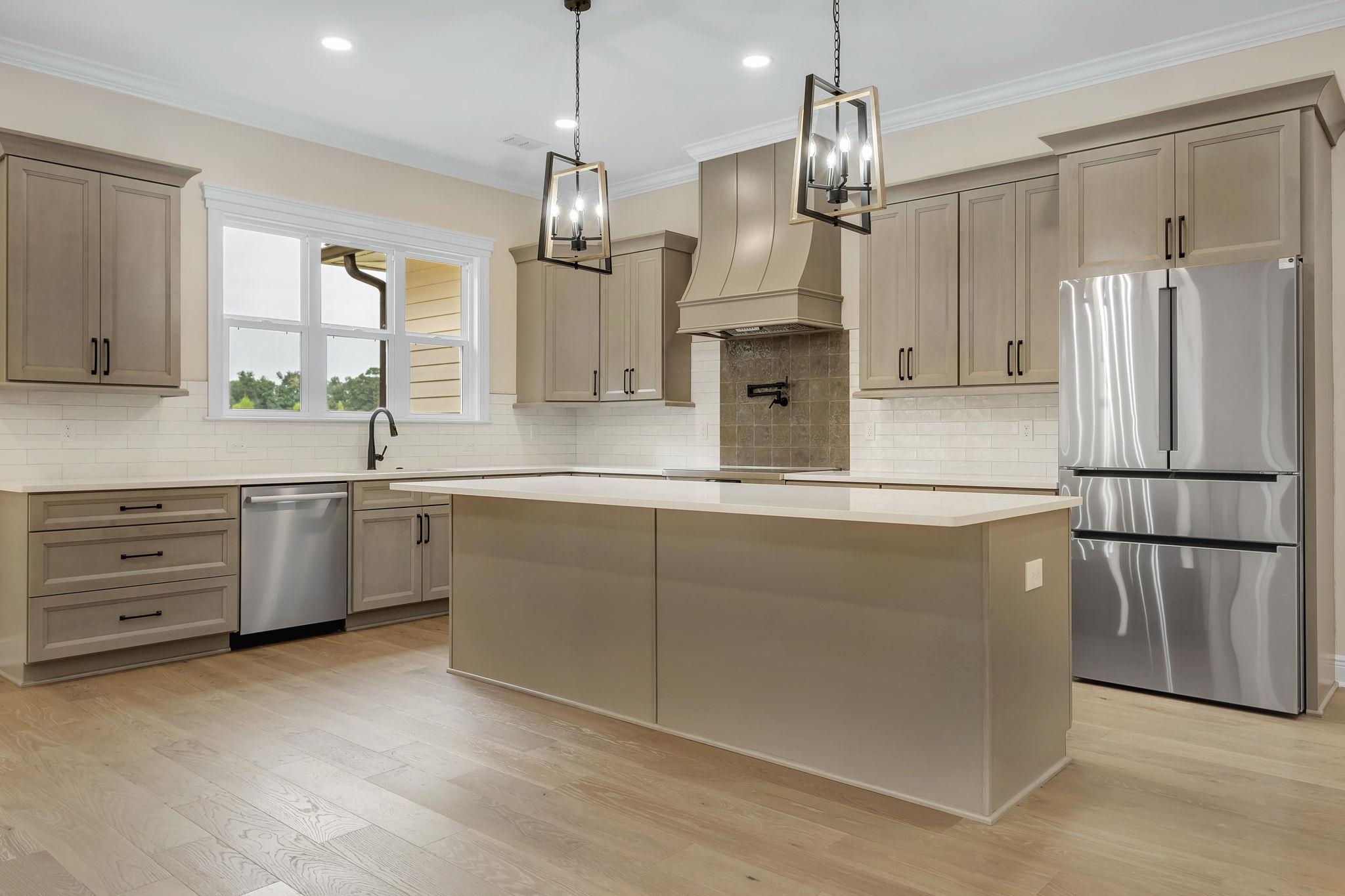 4000 W W Kelley Road