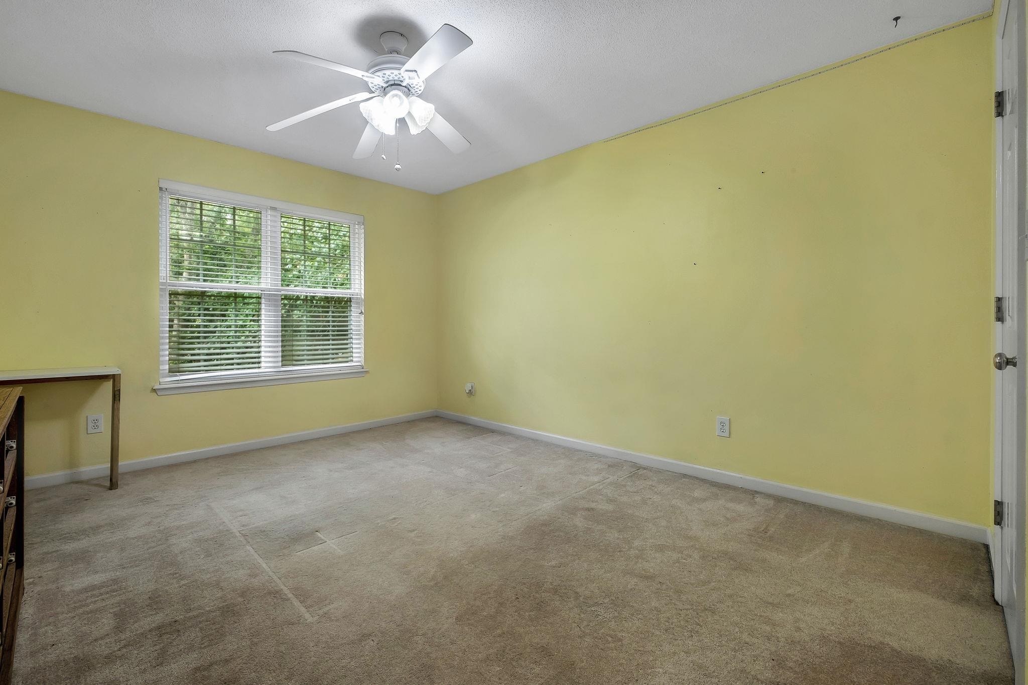 405 Holly Hill Court