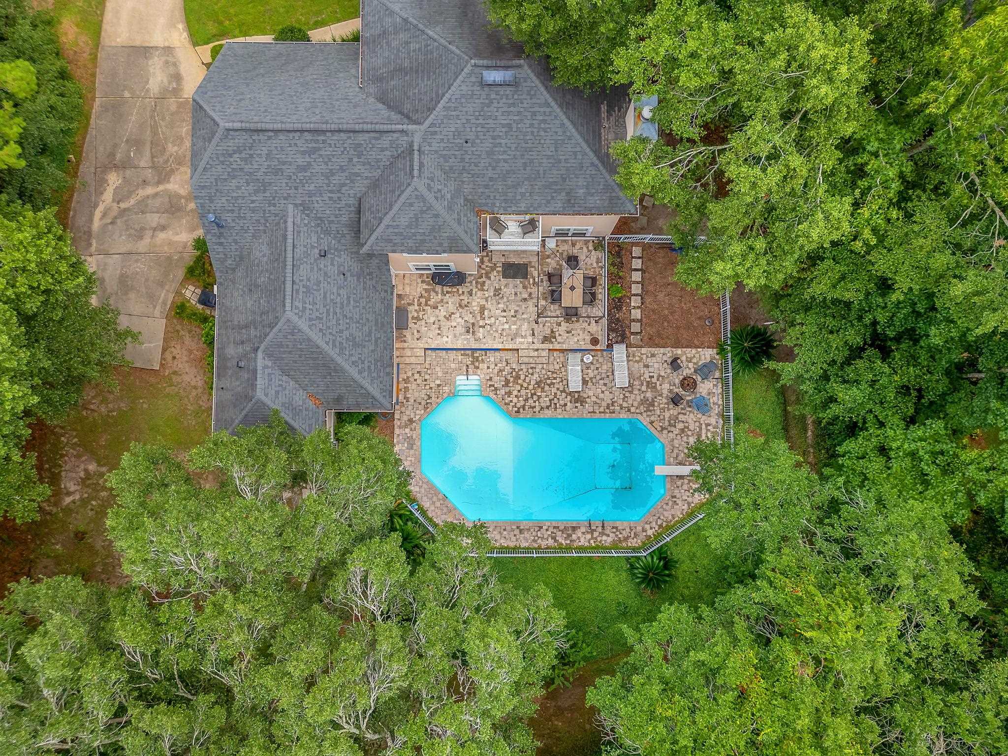 405 Holly Hill Court