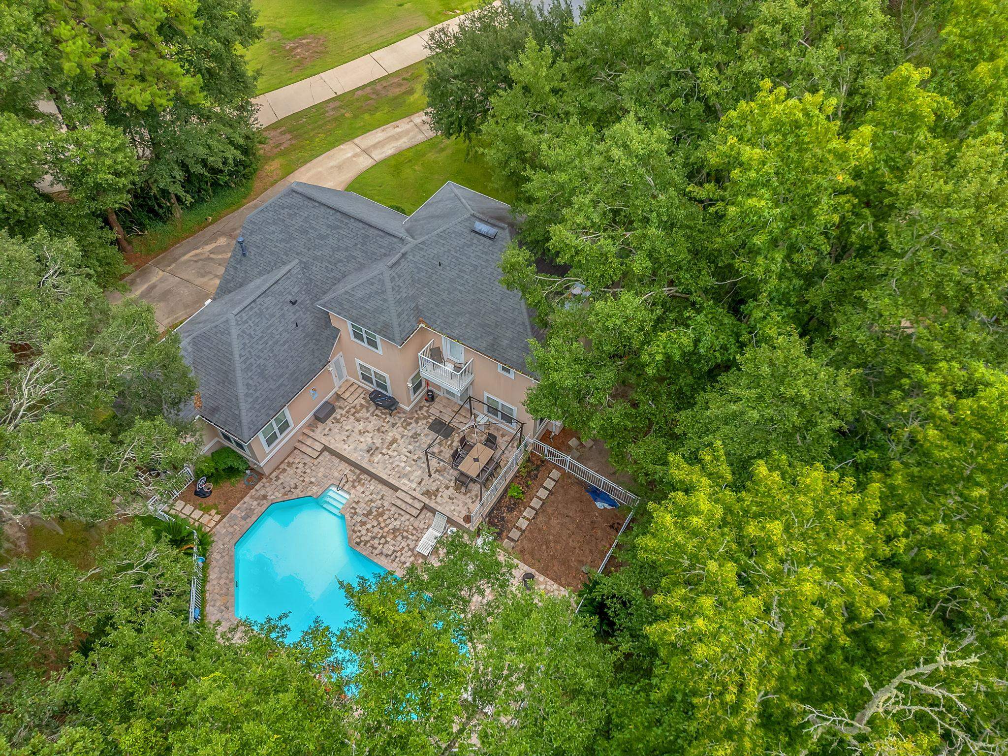 405 Holly Hill Court