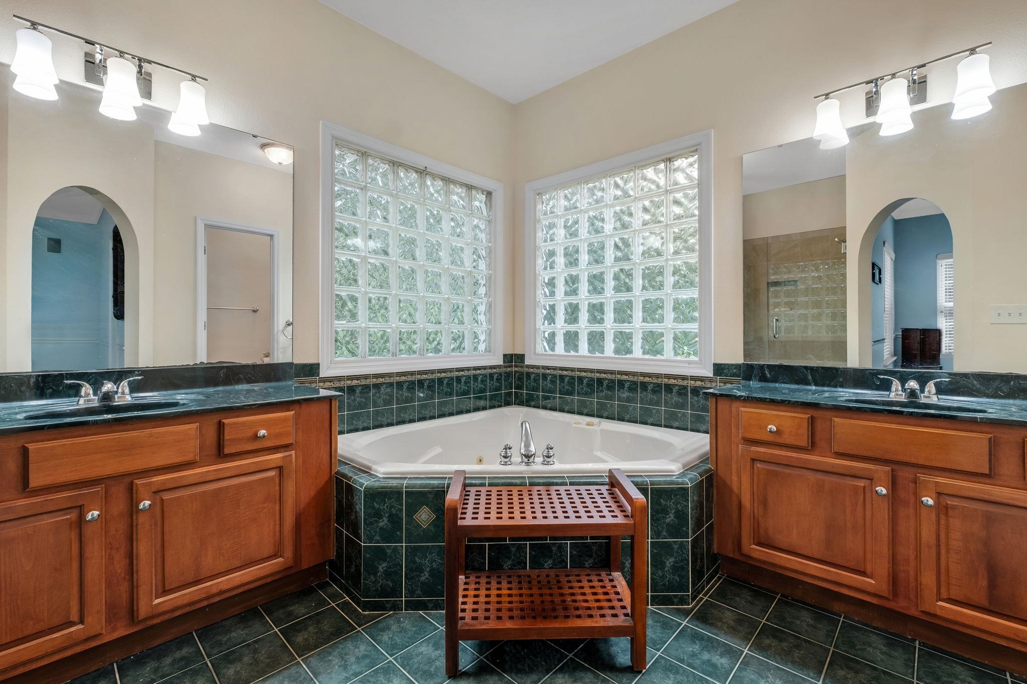 405 Holly Hill Court