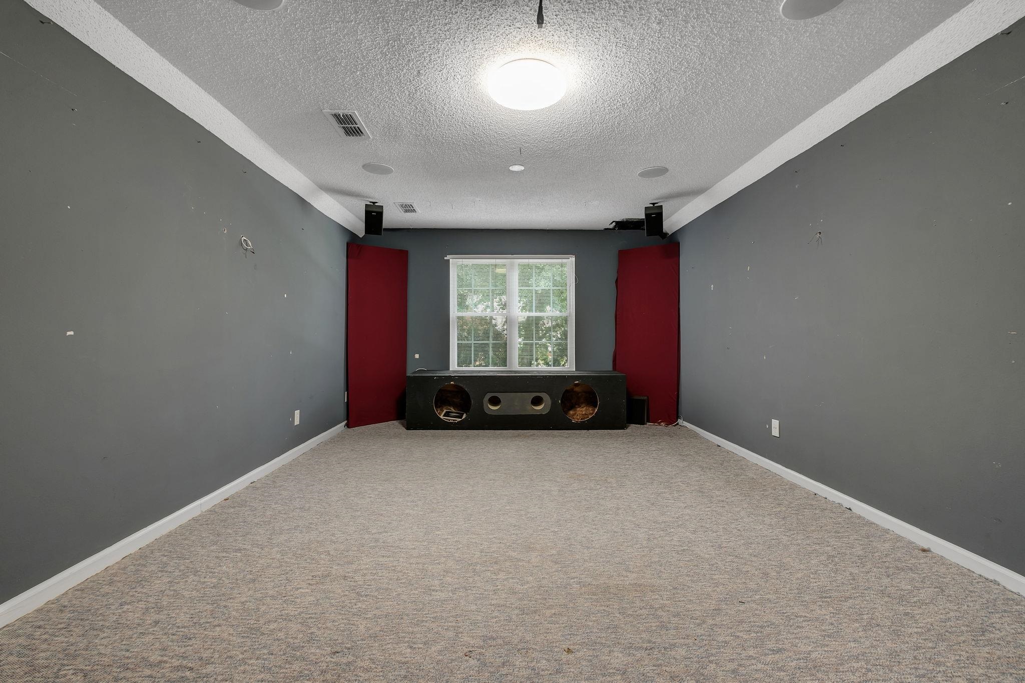 405 Holly Hill Court