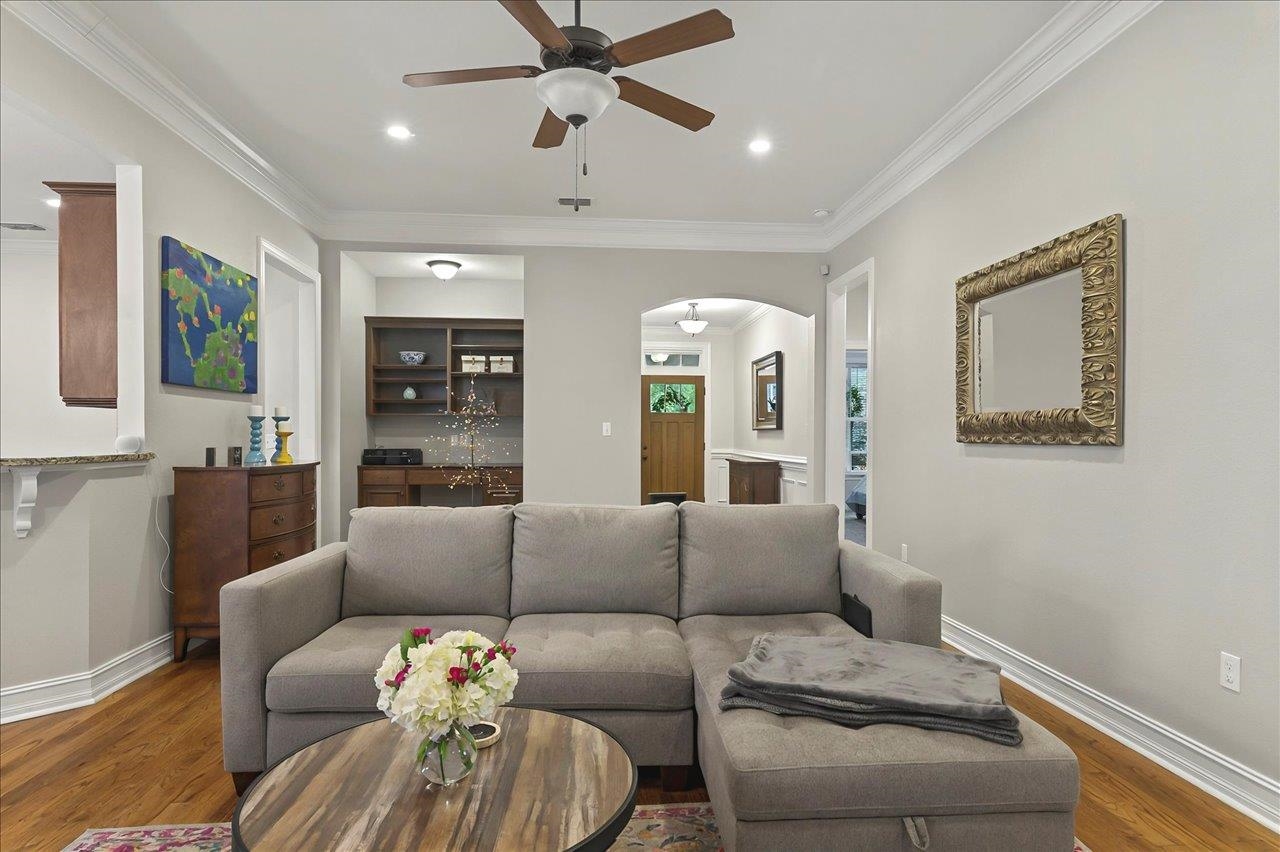 2617 Manassas Way