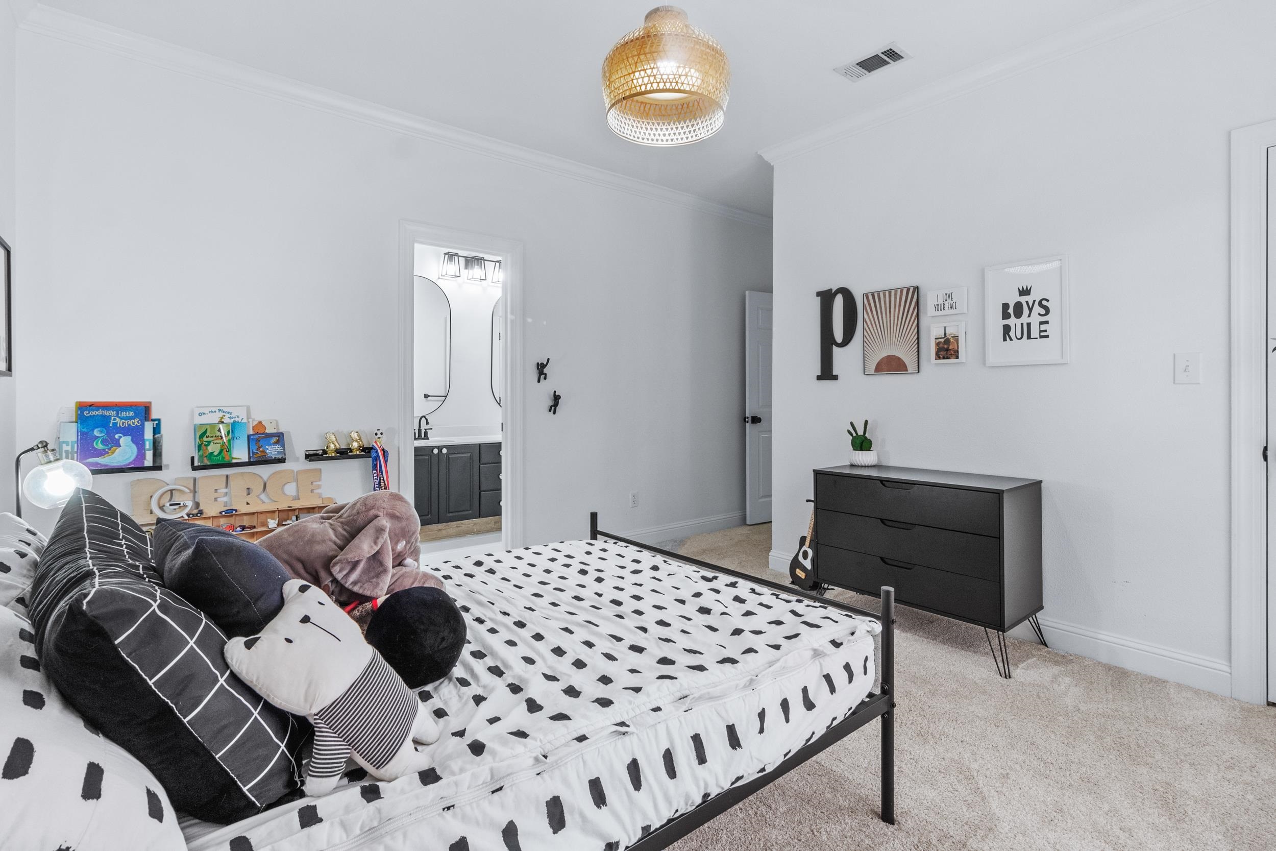 8869 Glen Abby Drive