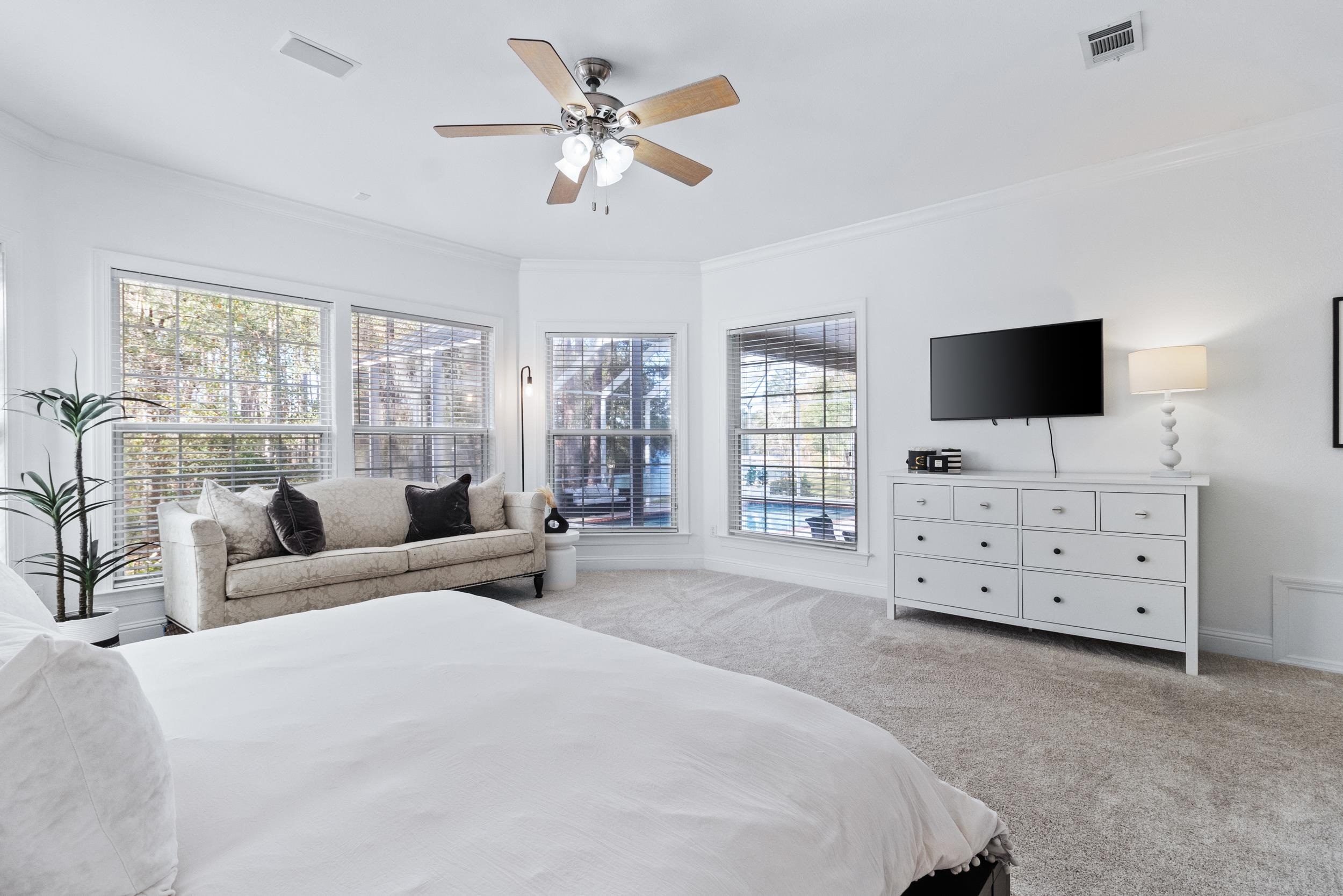8869 Glen Abby Drive