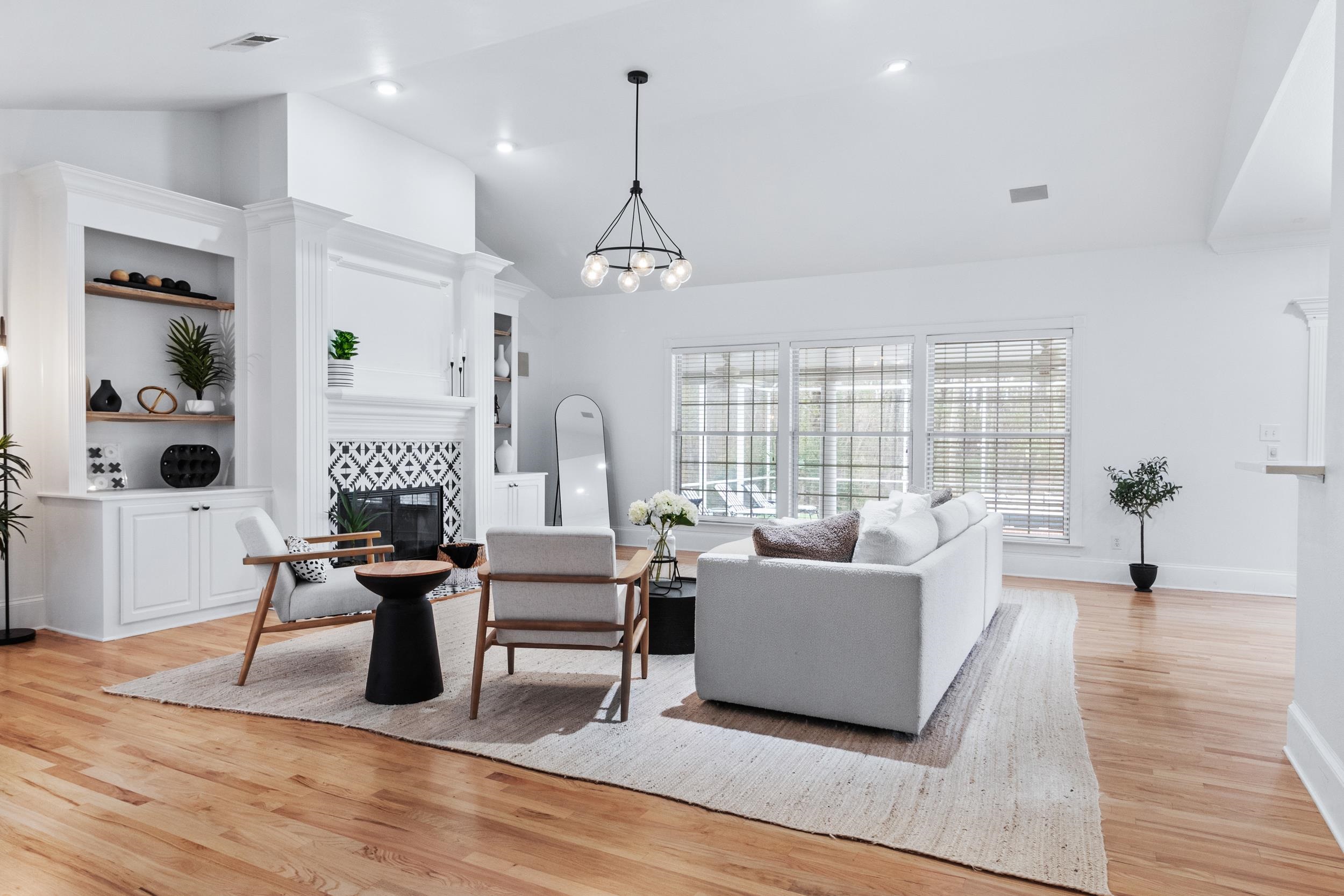 8869 Glen Abby Drive