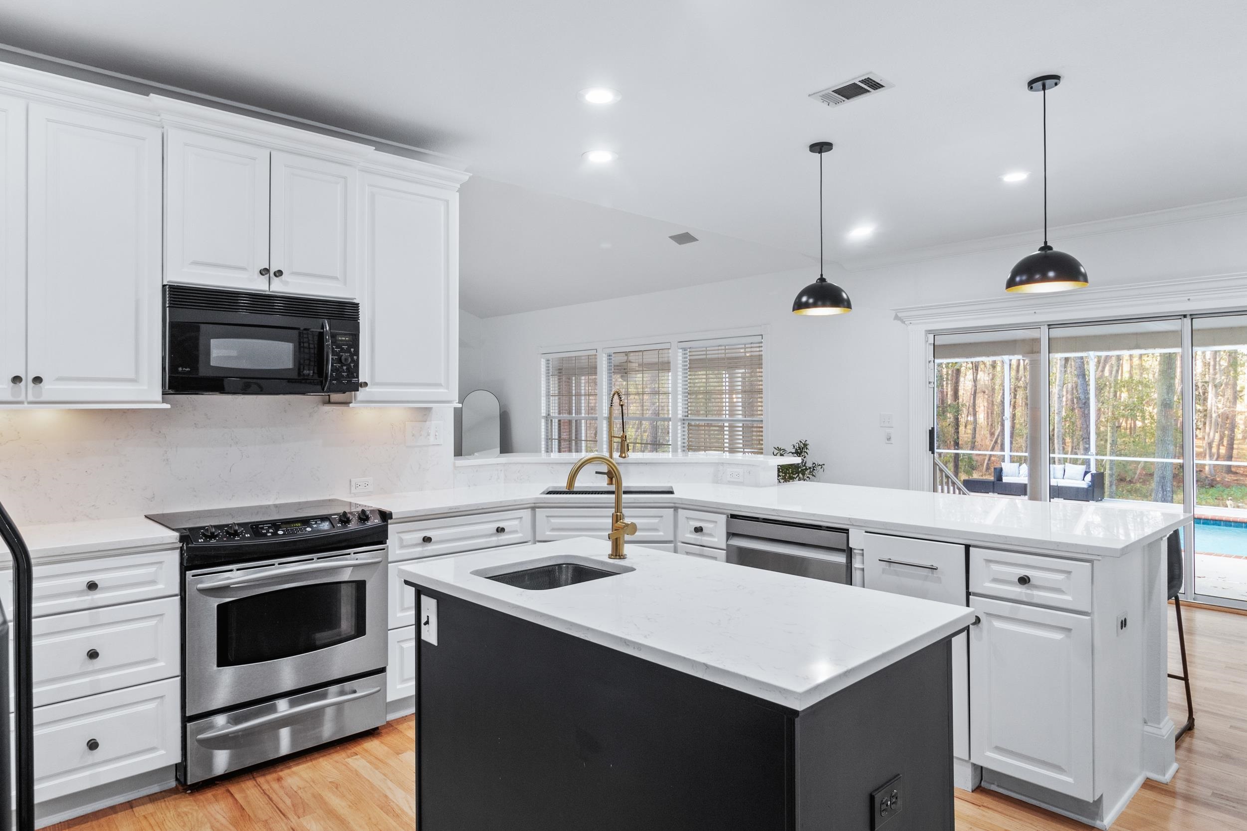 8869 Glen Abby Drive