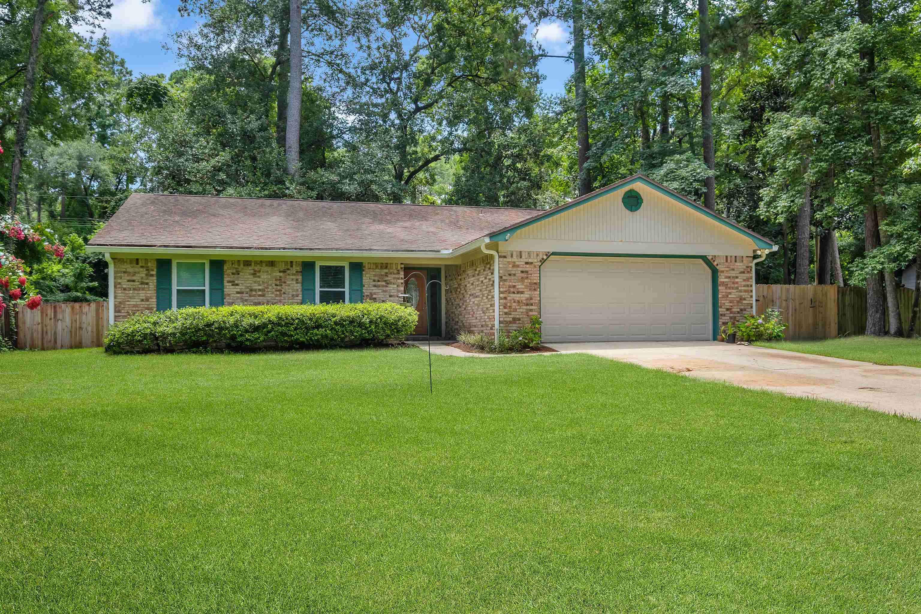 3417 Treaty Oak Trail