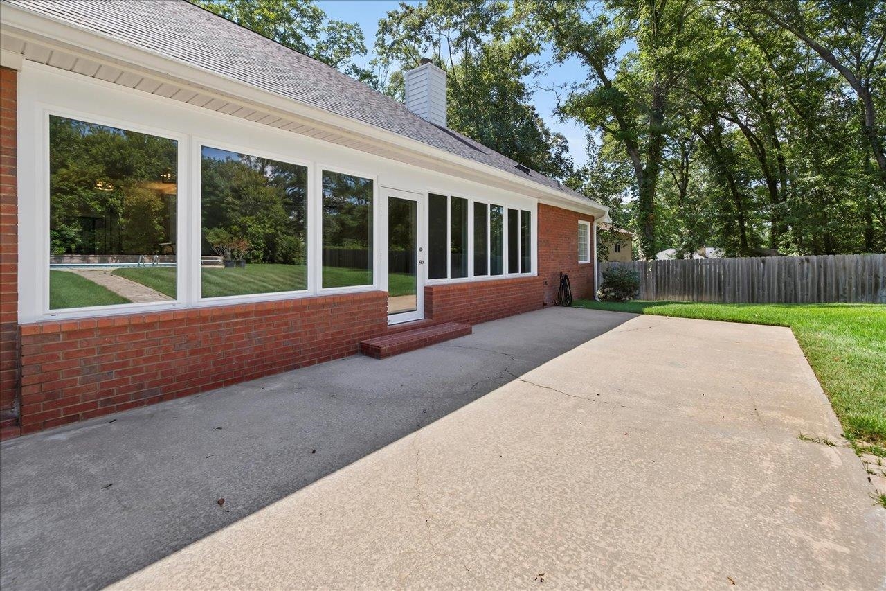 1867 Easton Forest Drive