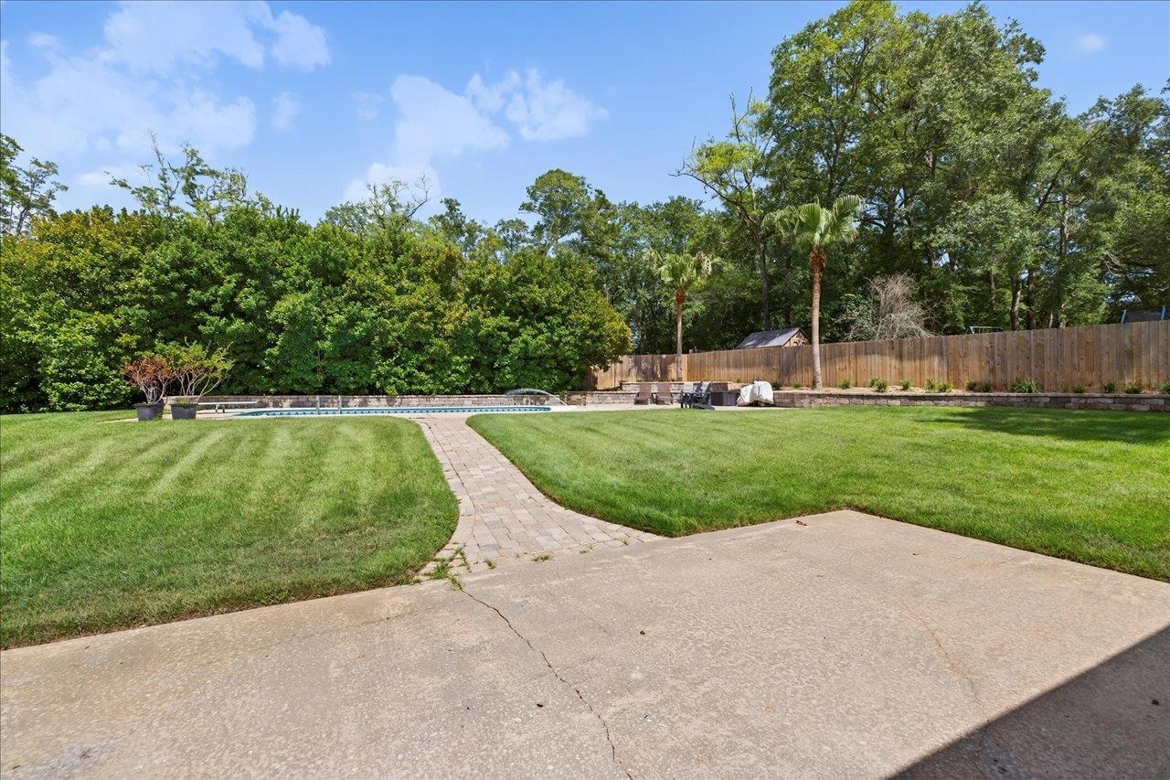 1867 Easton Forest Drive