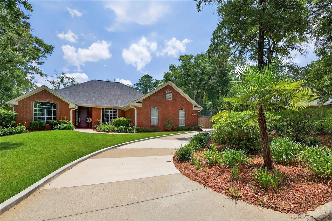 1867 Easton Forest Drive