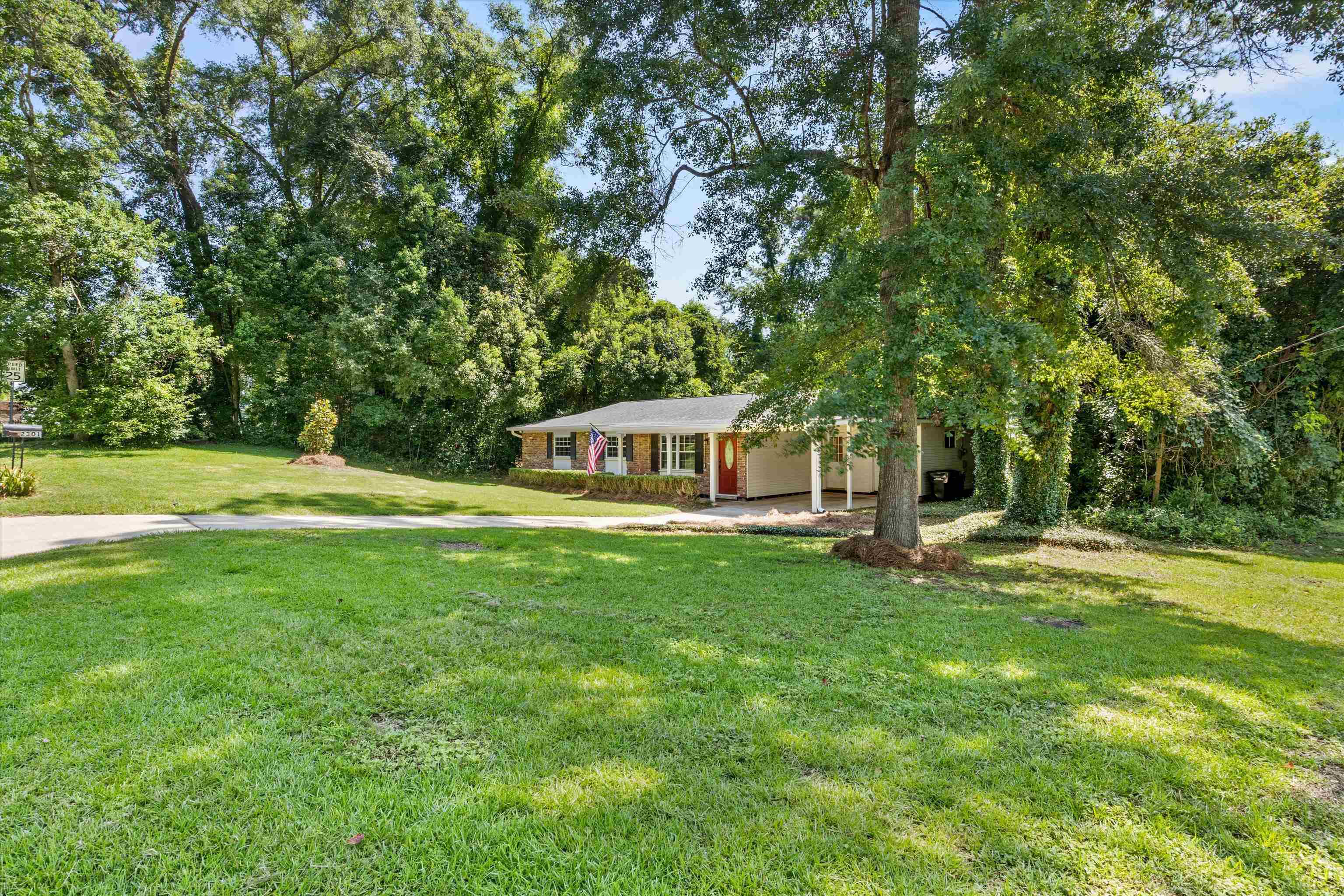 2301 Spoonwood Drive