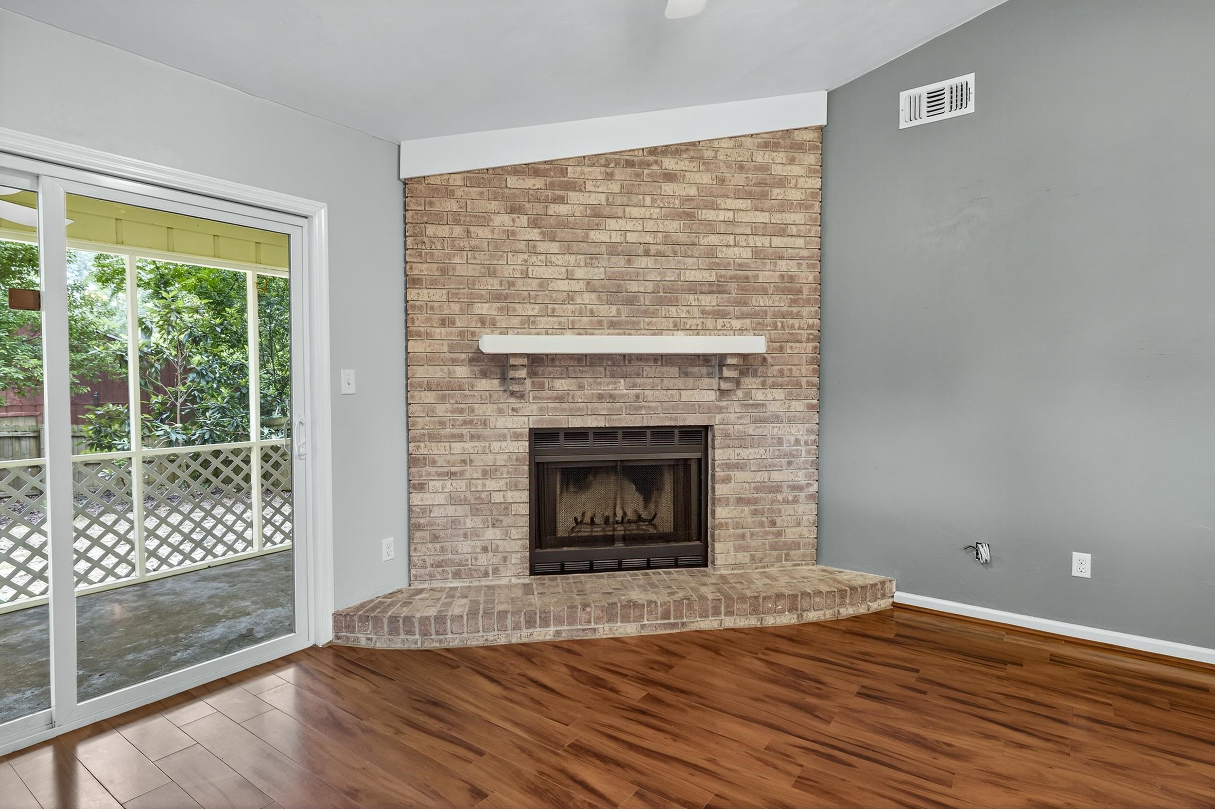 4311 Brewster Road