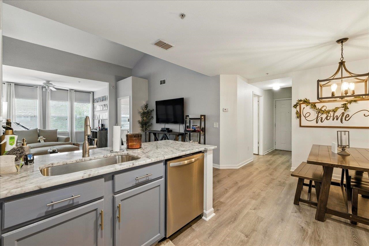 2801 Chancellorsville Drive Unit: 237