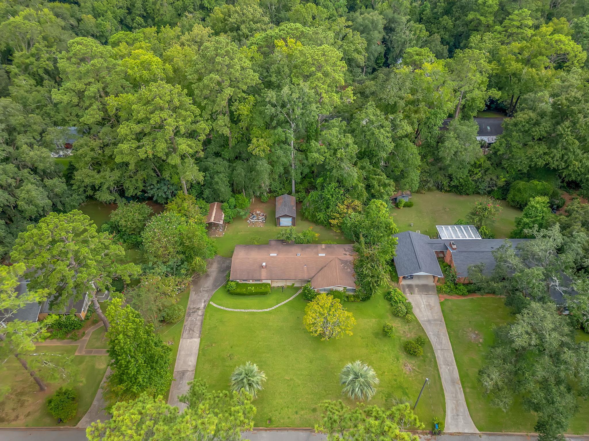 3208 DEL RIO Terrace