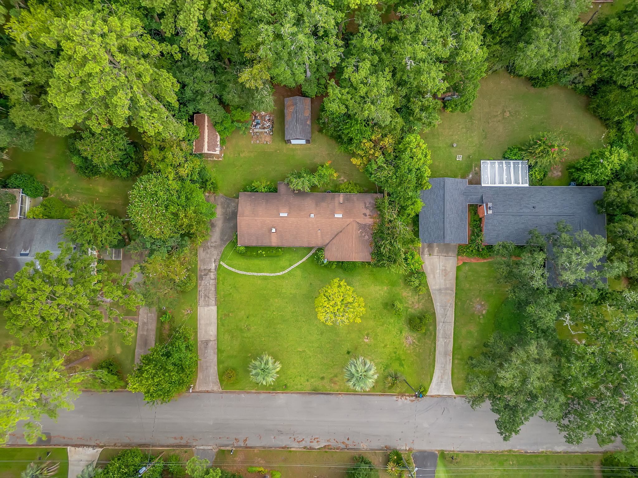 3208 DEL RIO Terrace