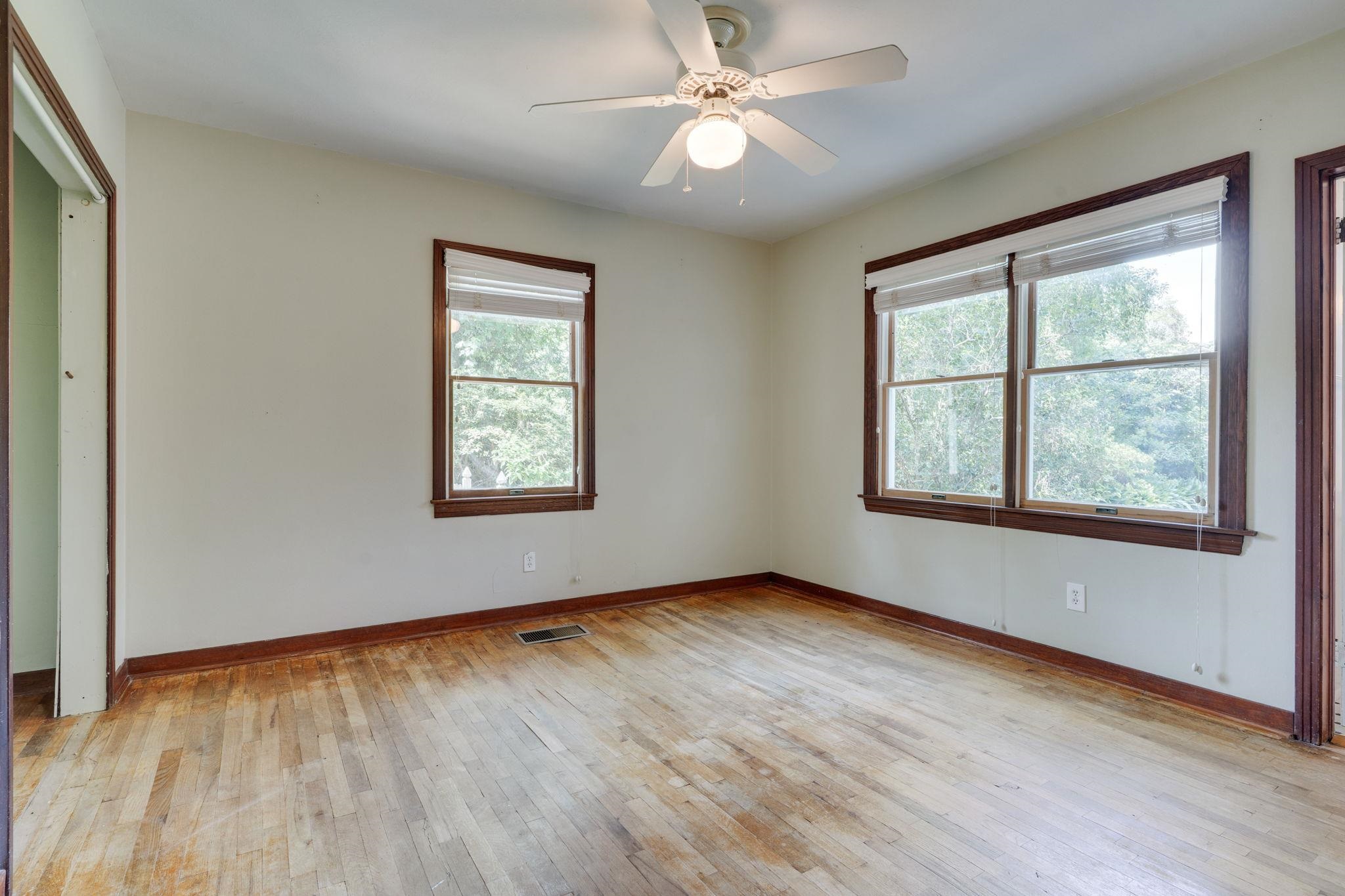 1122 Victory Garden Drive