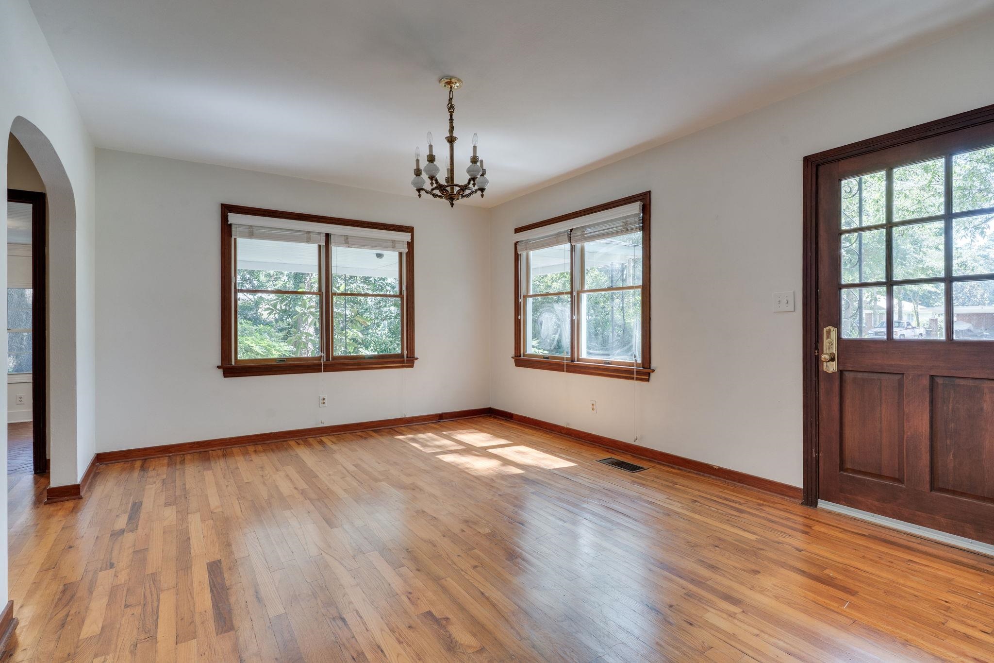 1122 Victory Garden Drive