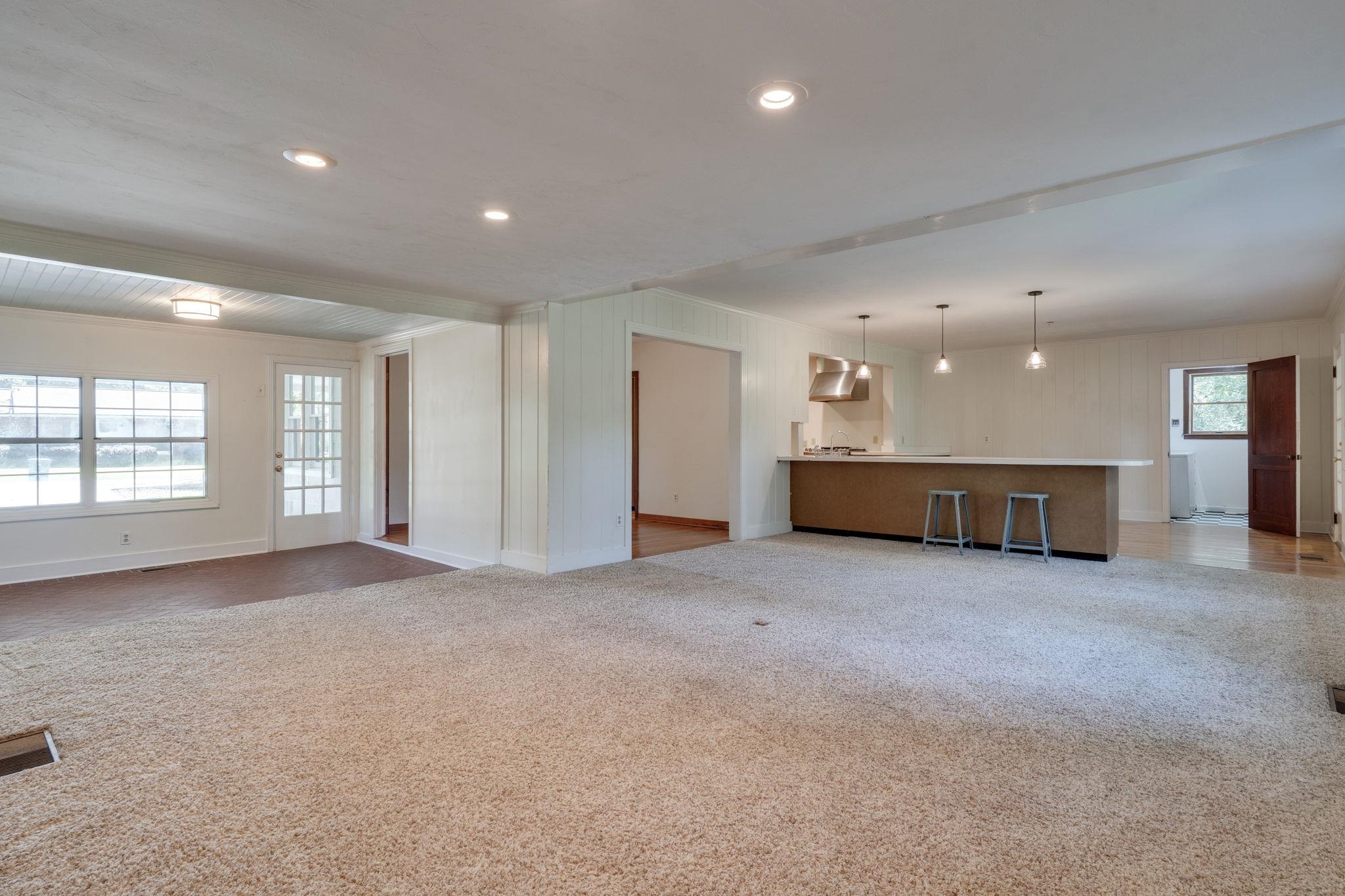 1122 Victory Garden Drive