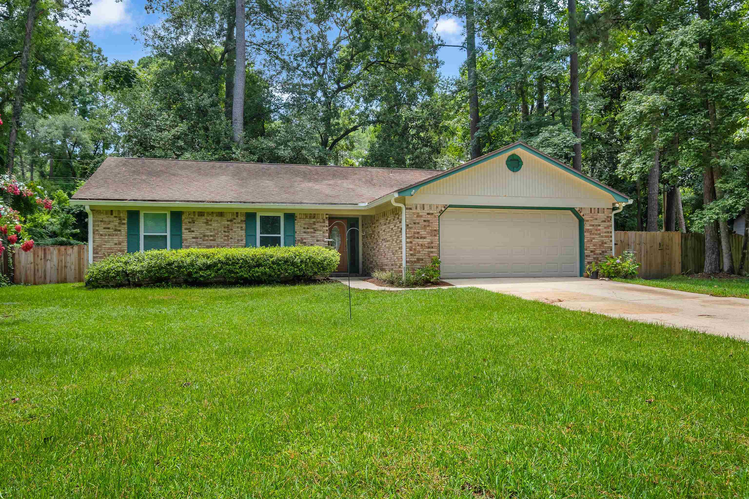 3417 Treaty Oak Trail