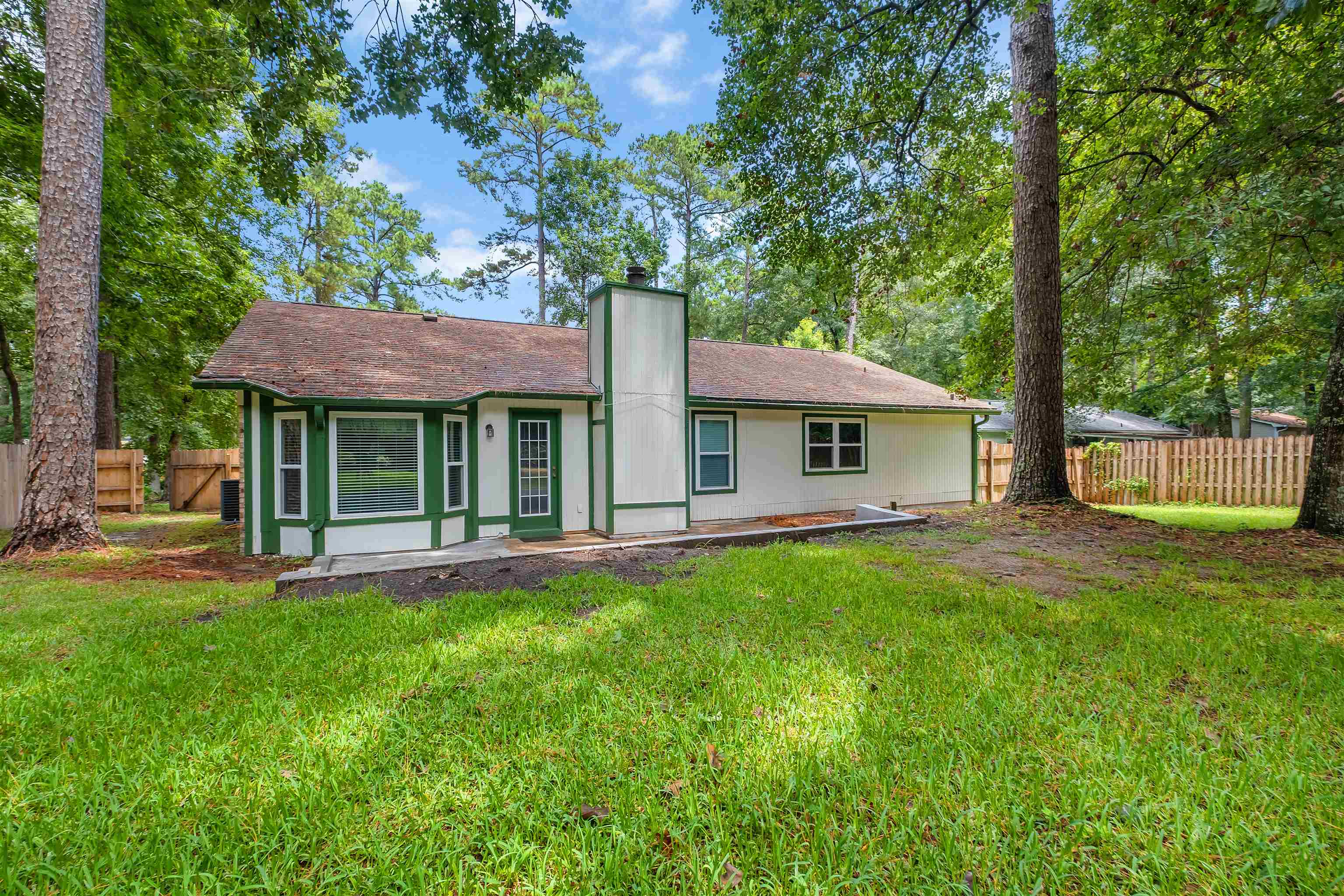 3417 Treaty Oak Trail