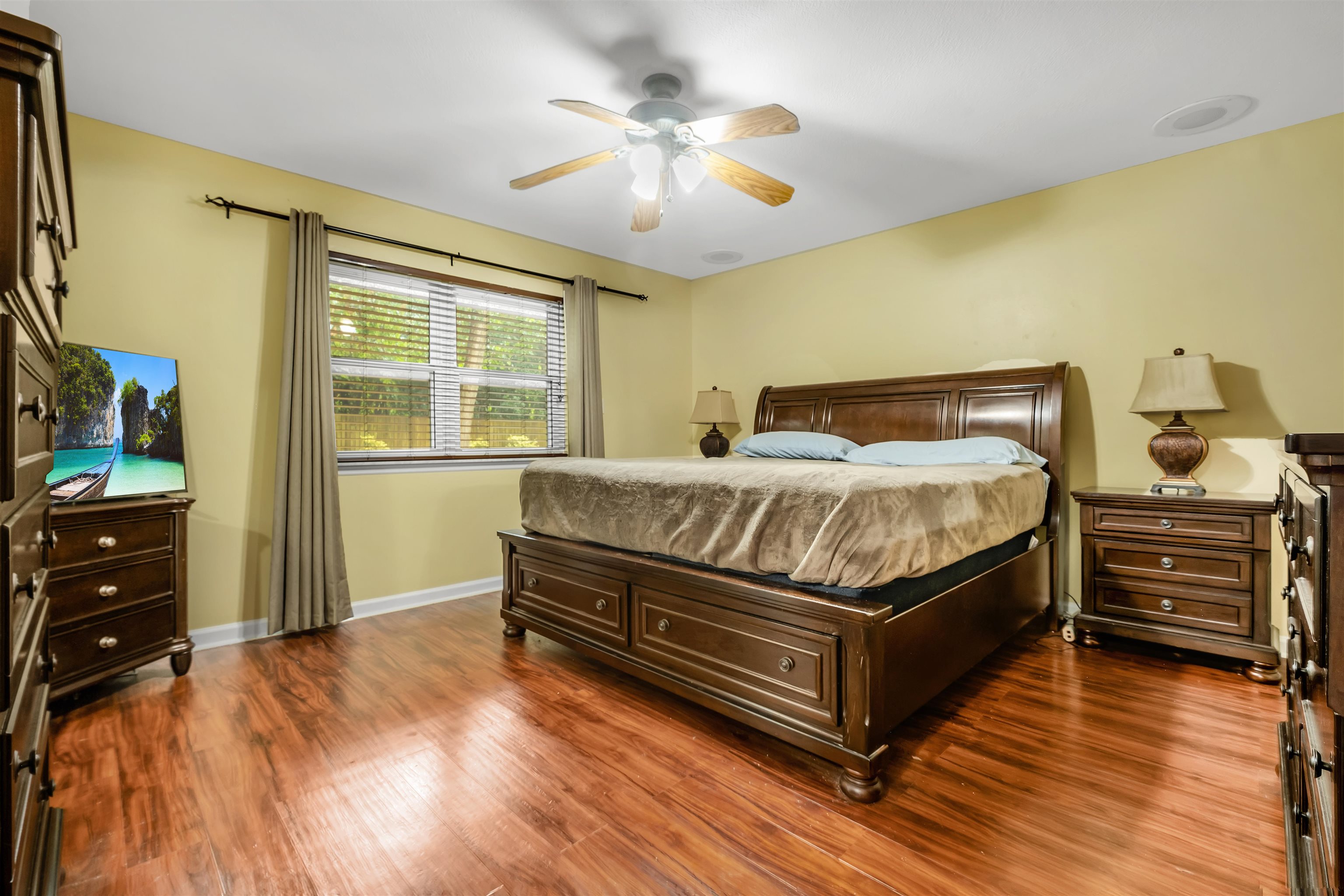 3417 Treaty Oak Trail