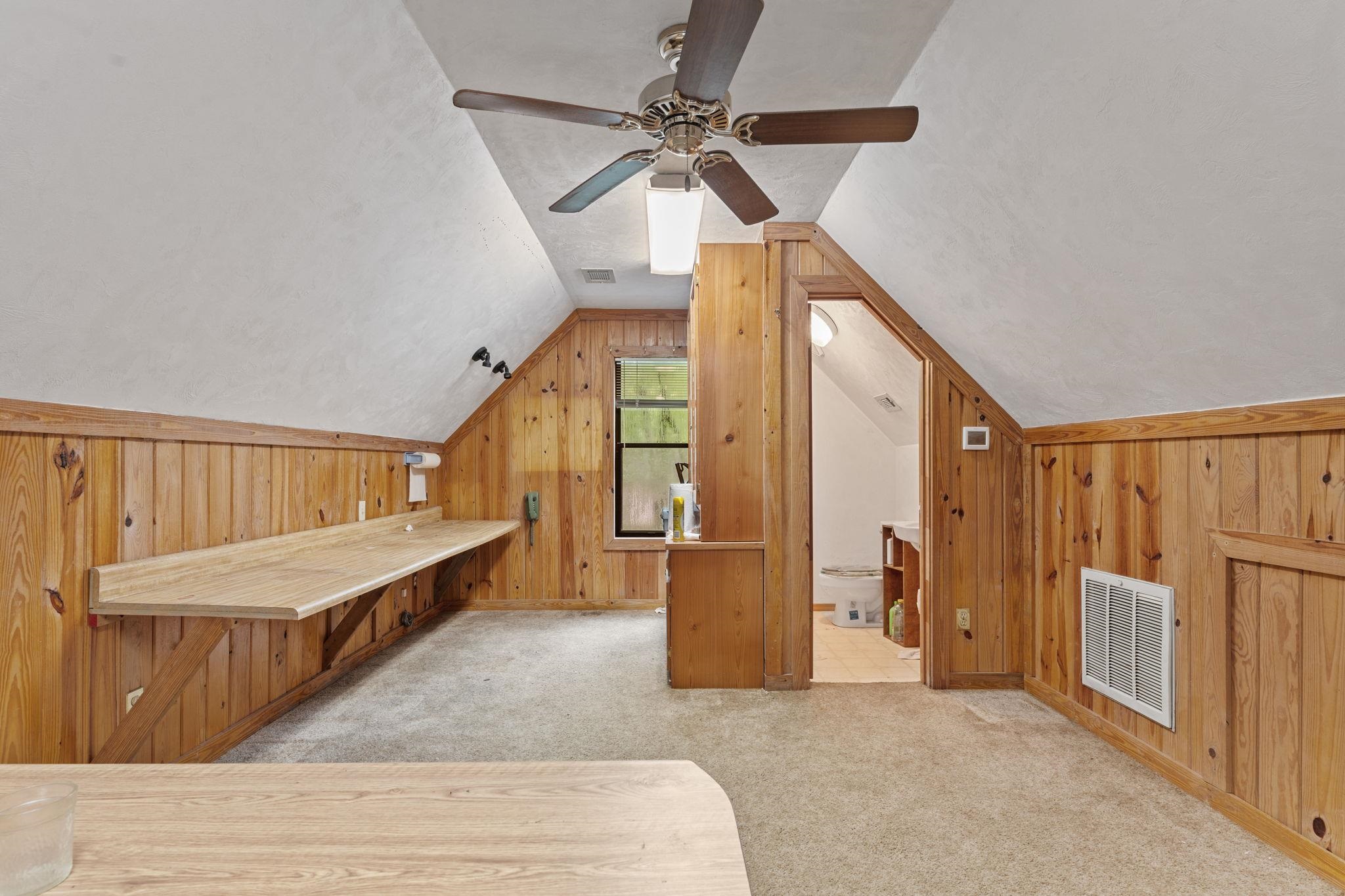 976 Rosebay Court