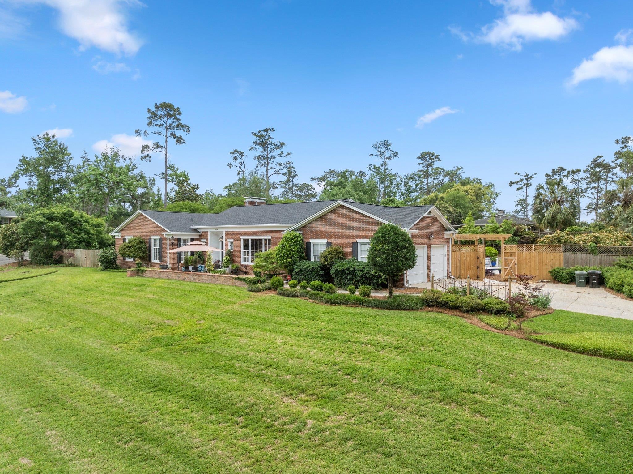 909 Circle Drive