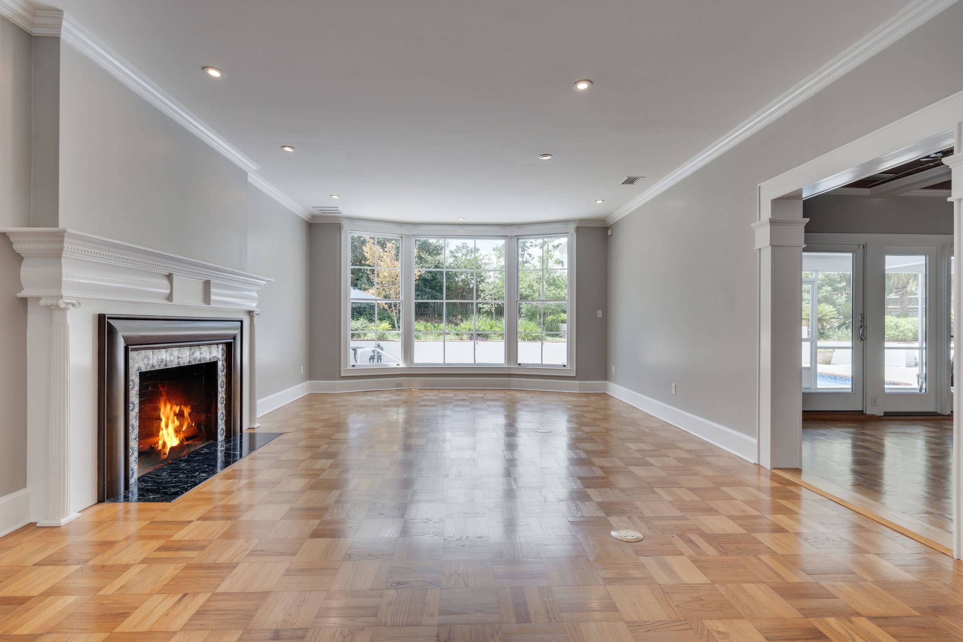 909 Circle Drive