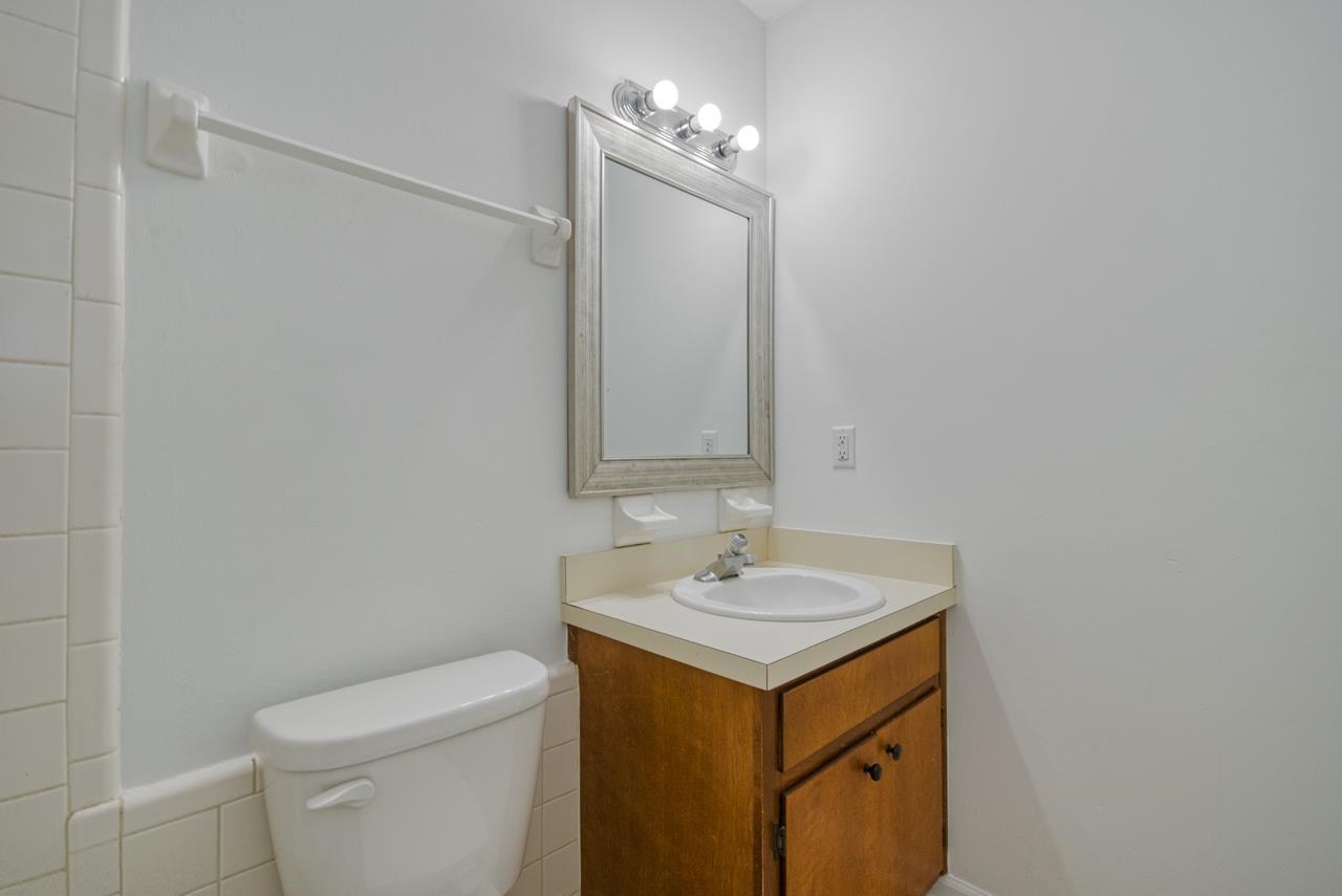 2039 Hanover Court Unit: A