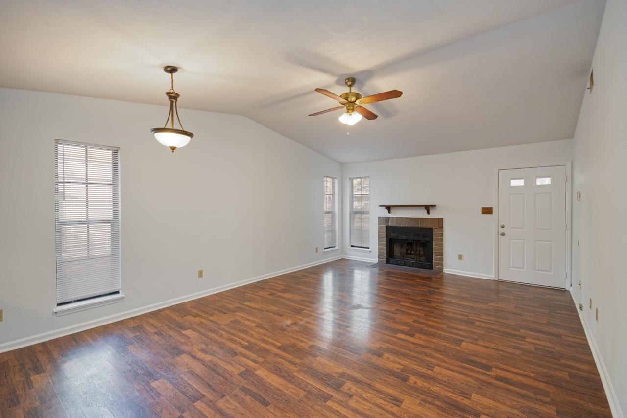 2039 Hanover Court Unit: A