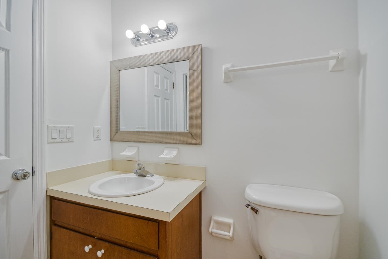 2039 Hanover Court Unit: A