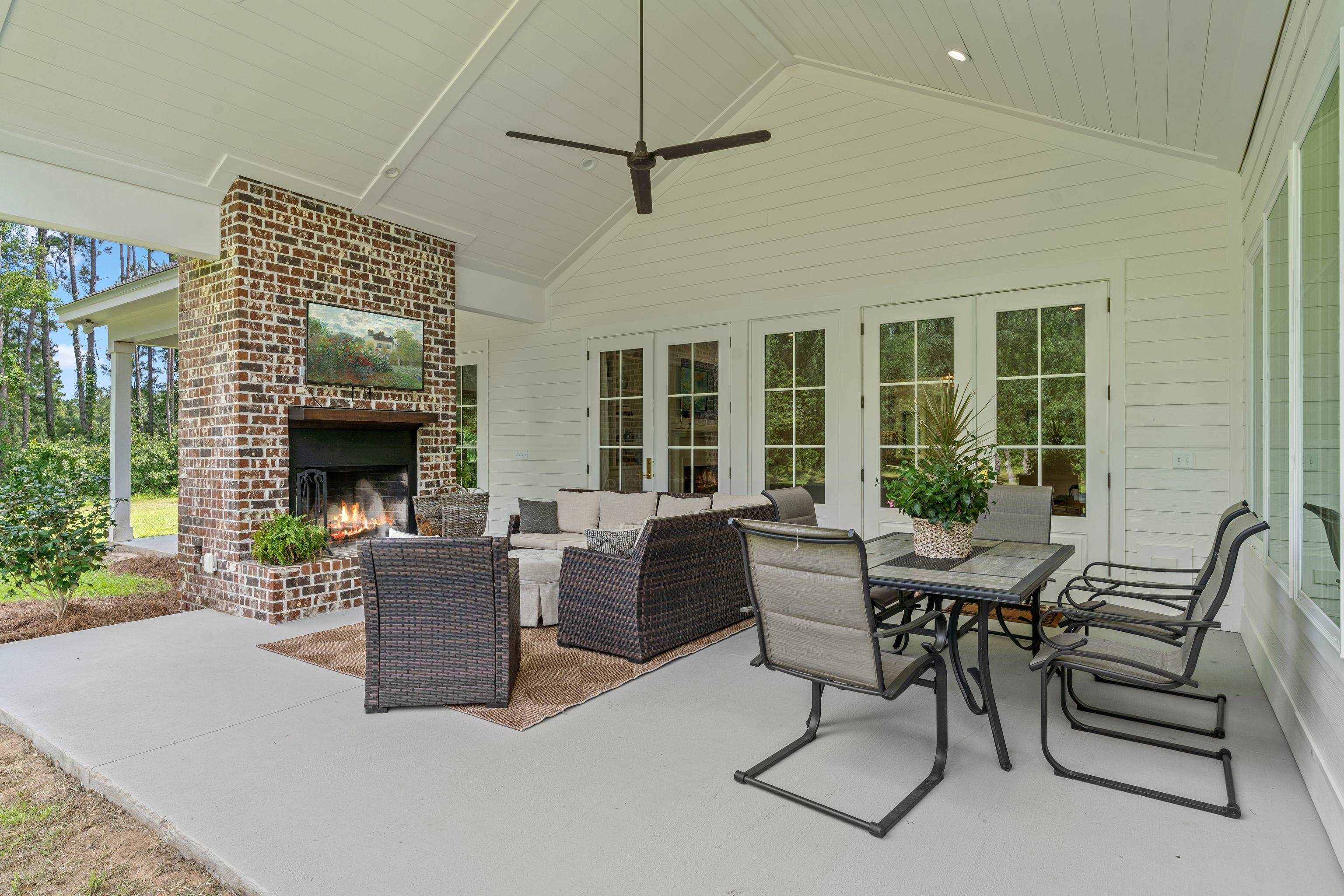 9600 Centerville Road