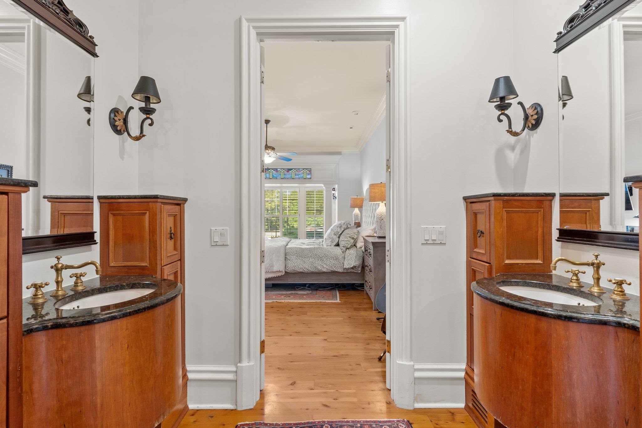 9525 Woodland Hills Way