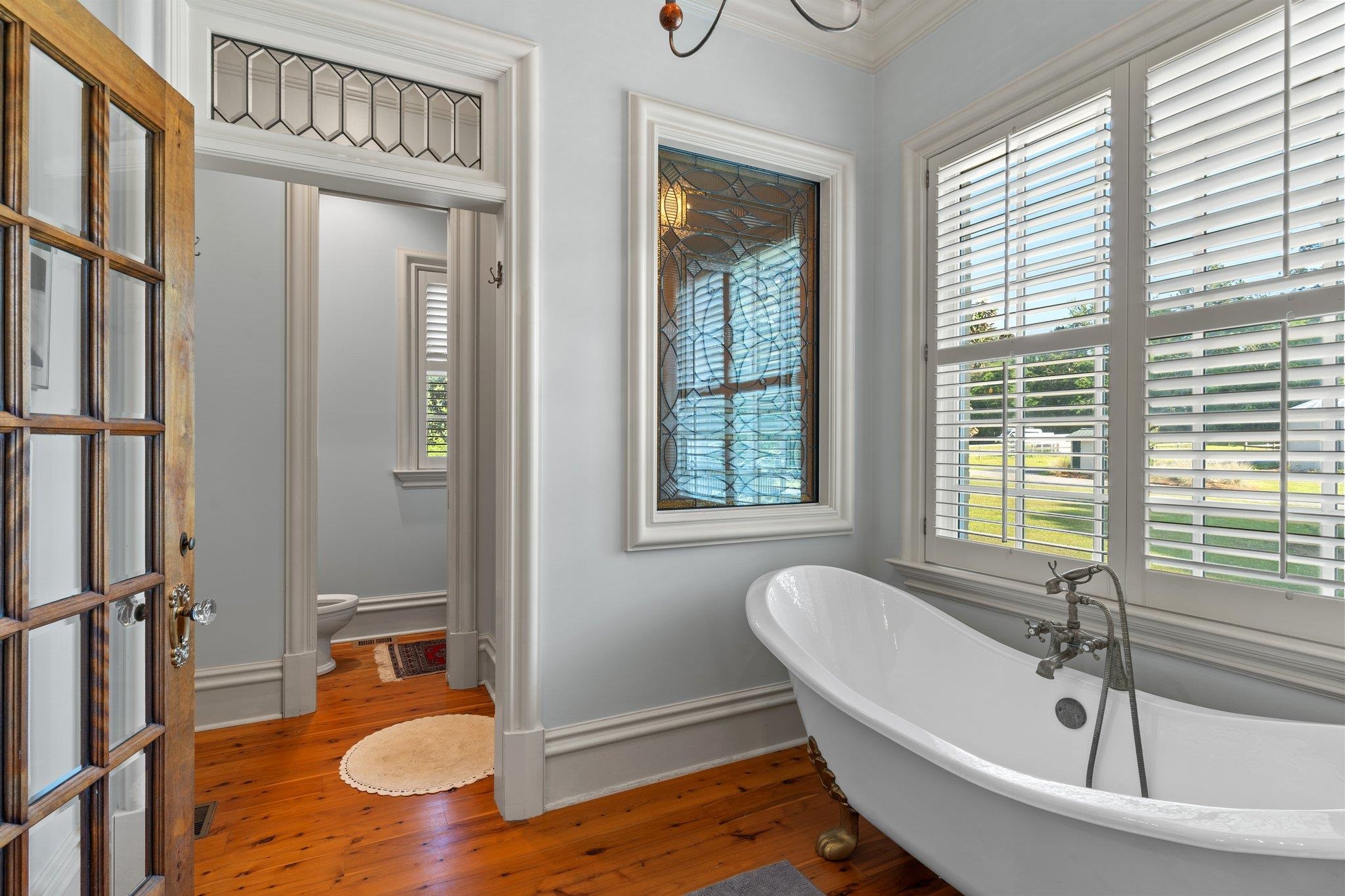 9525 Woodland Hills Way