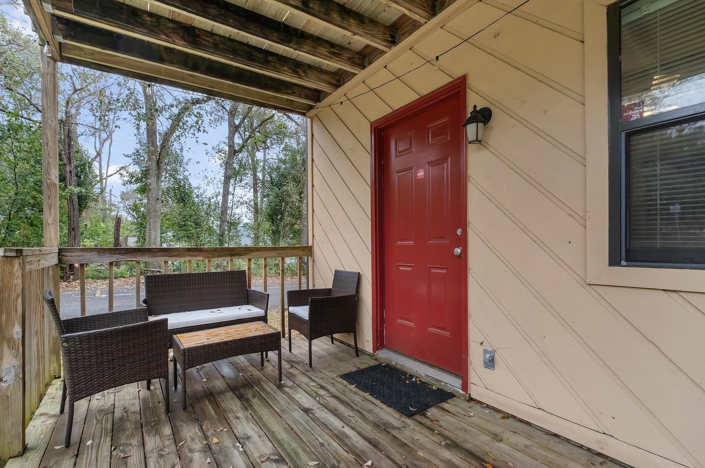 1816 Jackson Bluff Road Unit: F