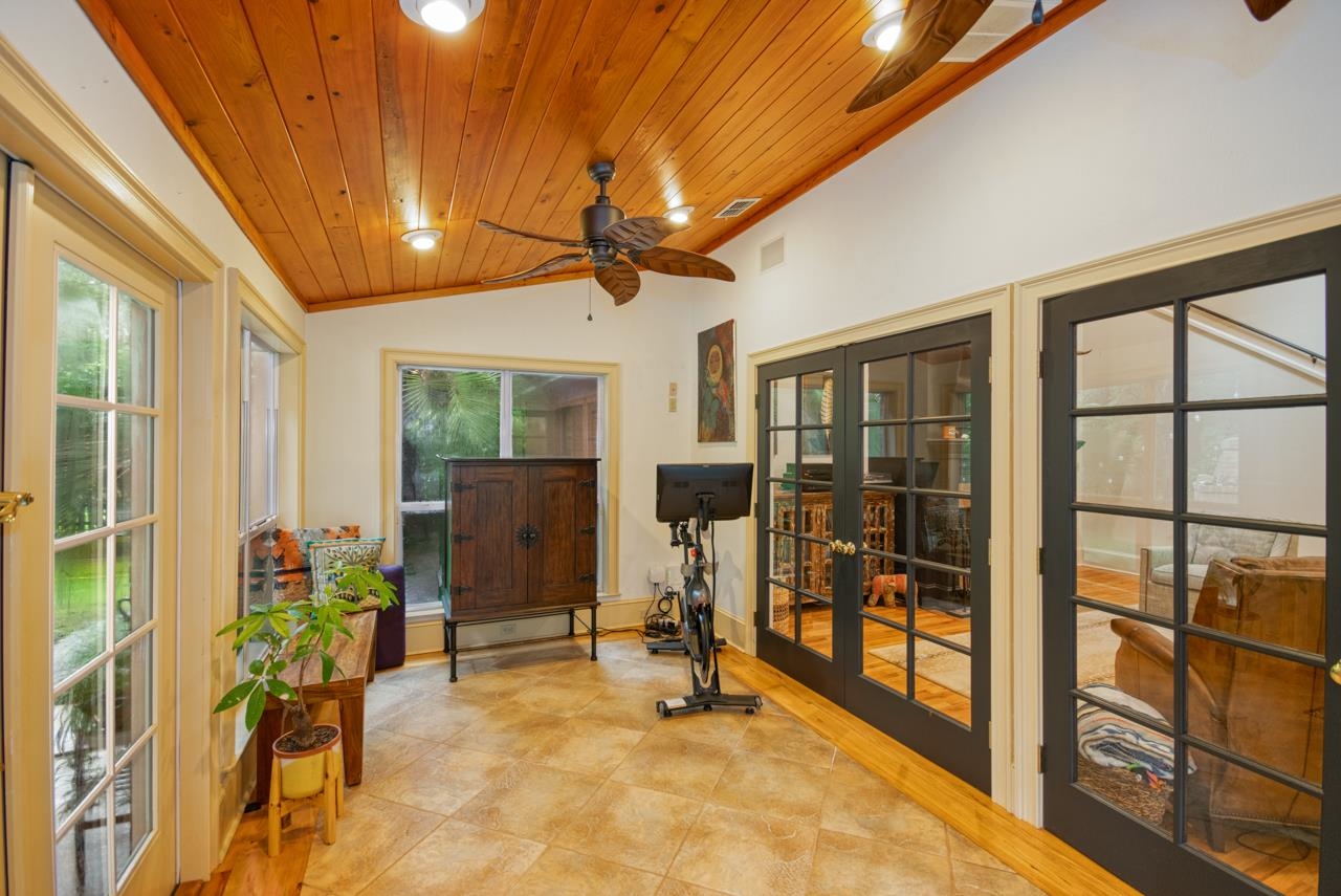 215 Thornberg Drive