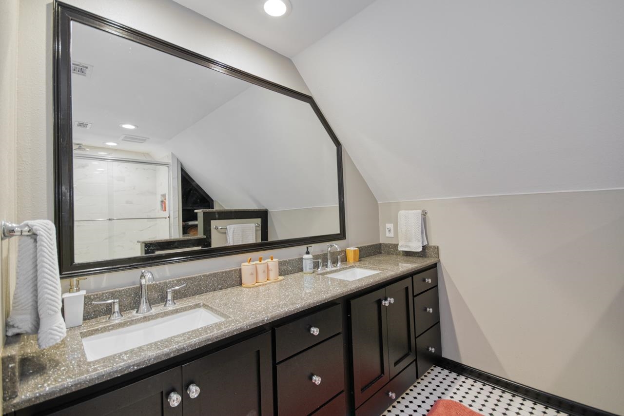 215 Thornberg Drive