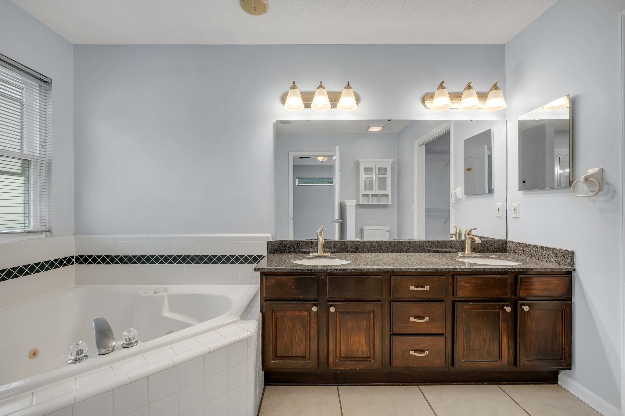 5348 Tewkesbury Trace